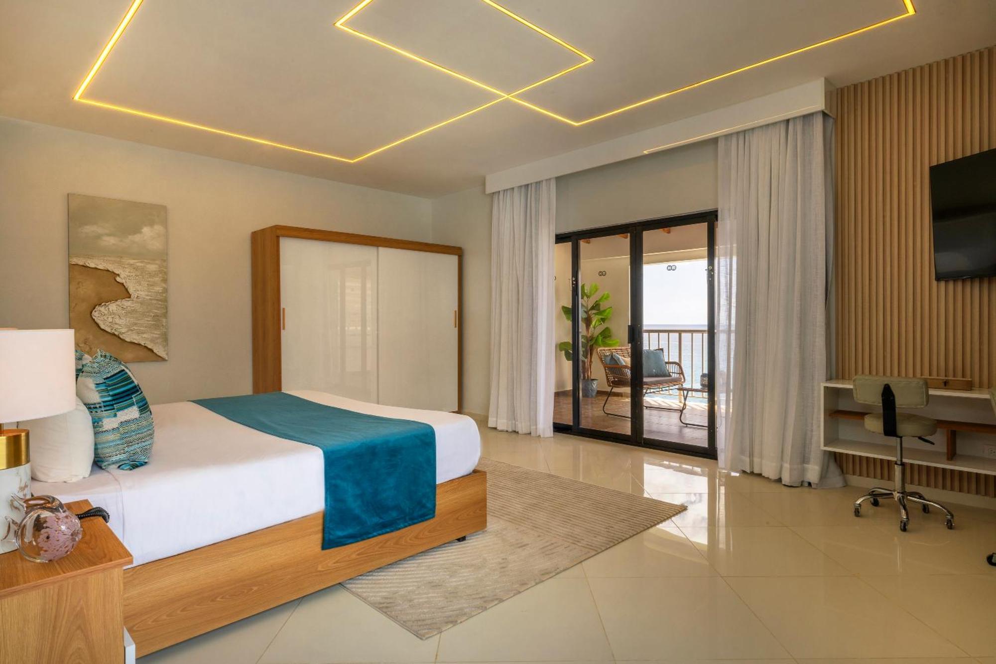 Junior Suite with Sea View,1604254329:JPEG