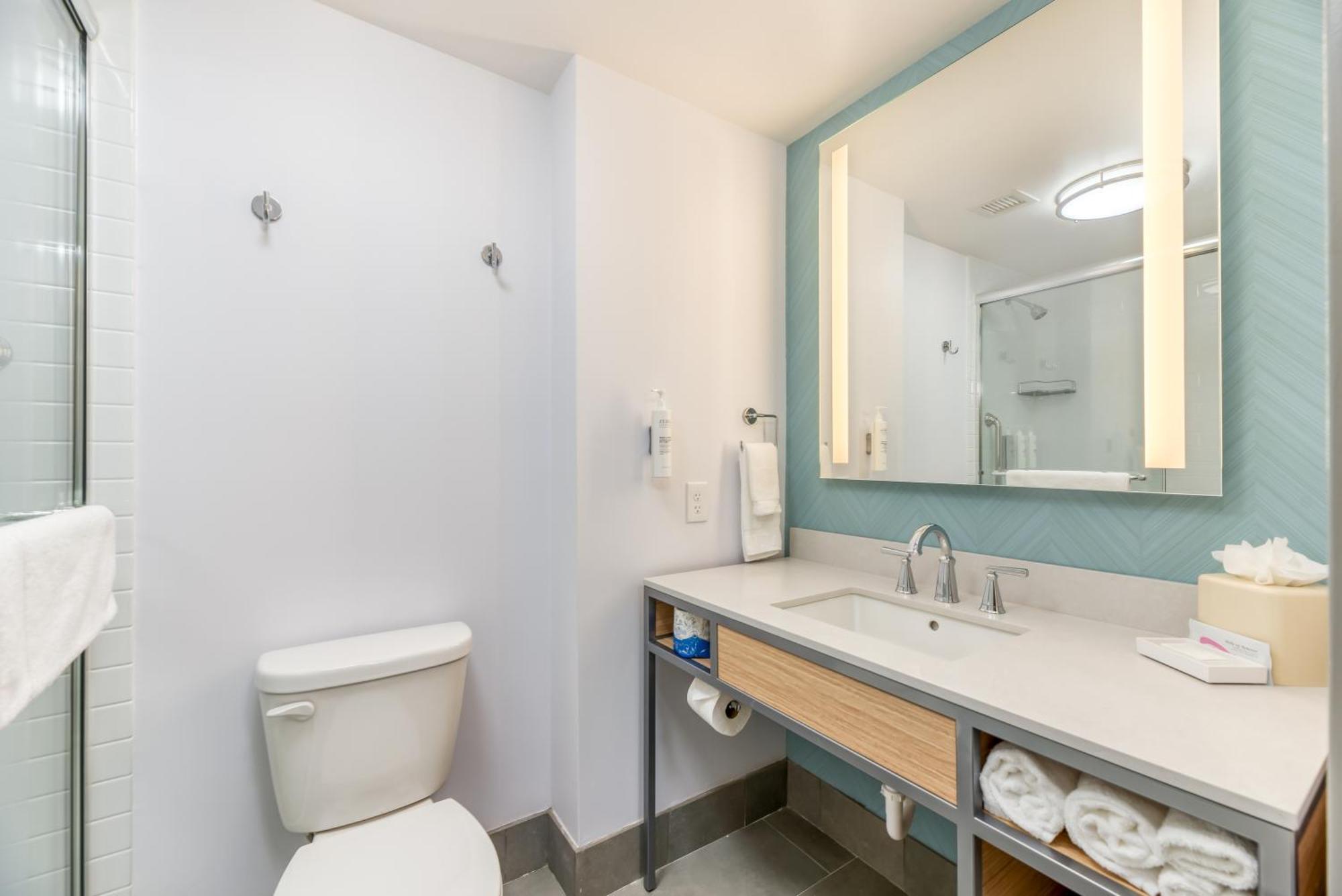 Non-Smoking Ocean Front King Room,1607221497:JPEG