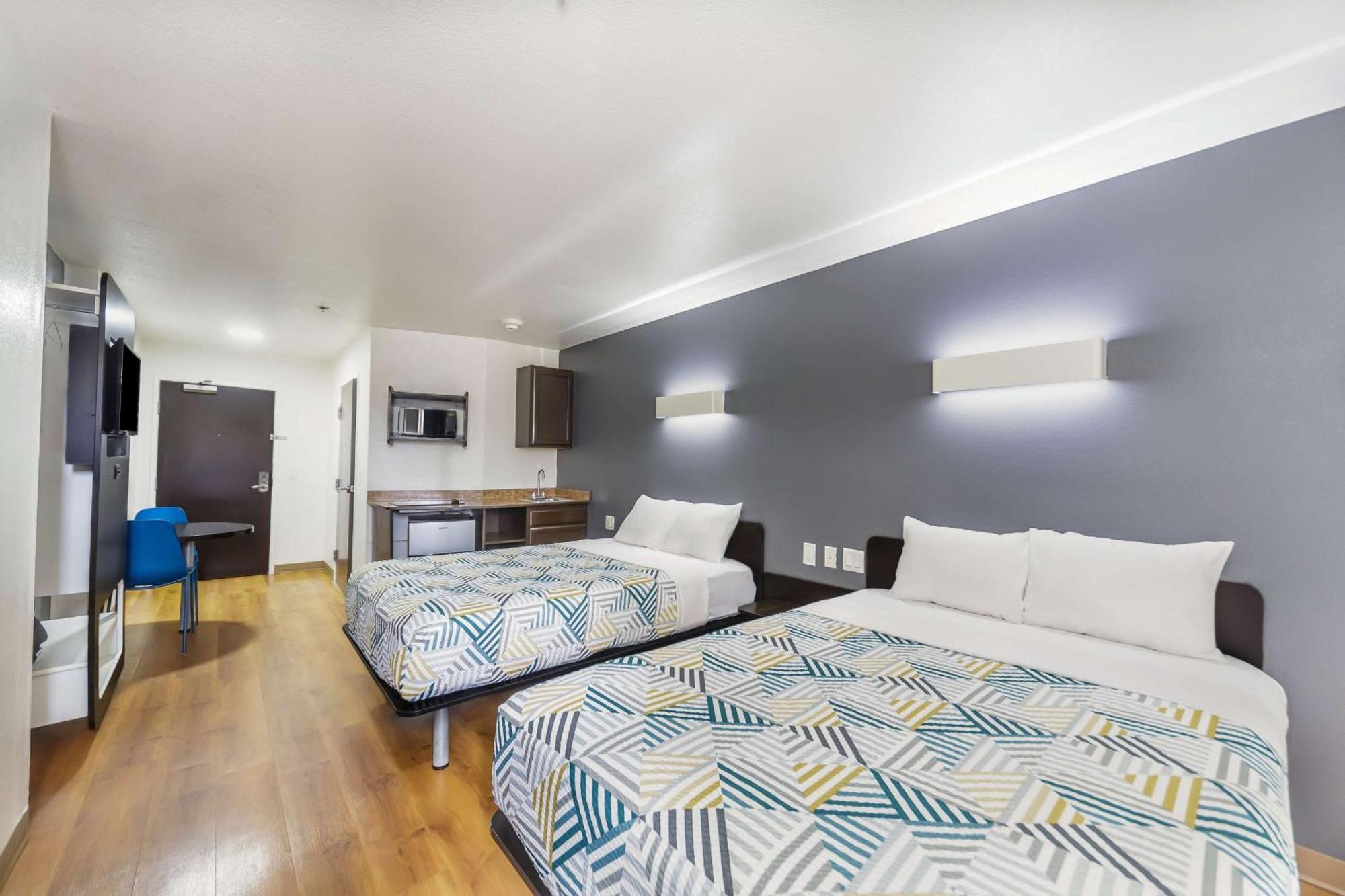 Quadruple Room Disability Access Non-Smoking