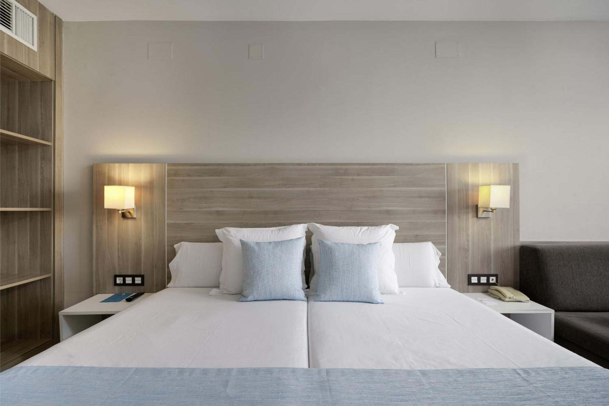 Double Sea View High Floor