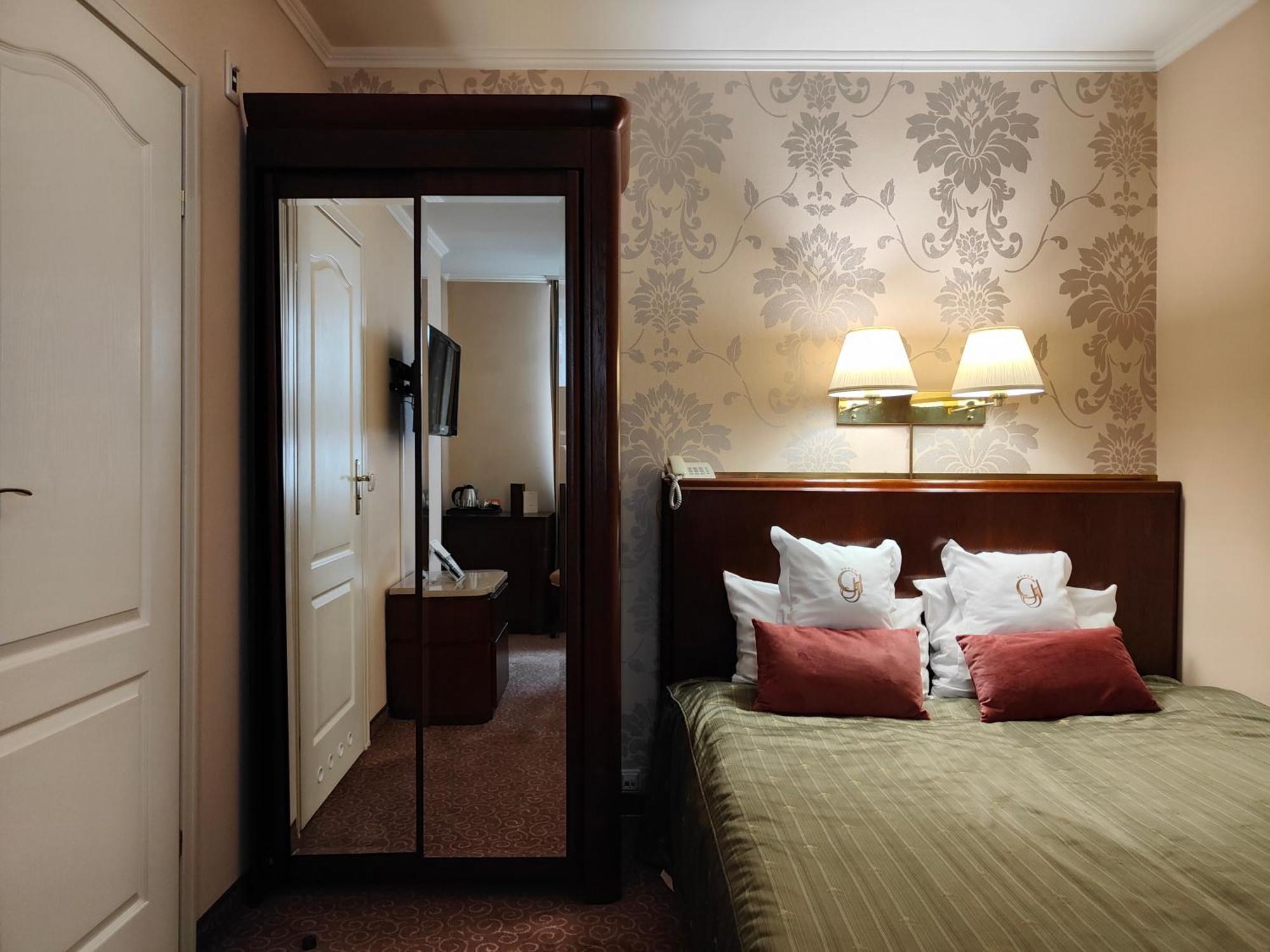 Standard Double Room a view of the courtyard