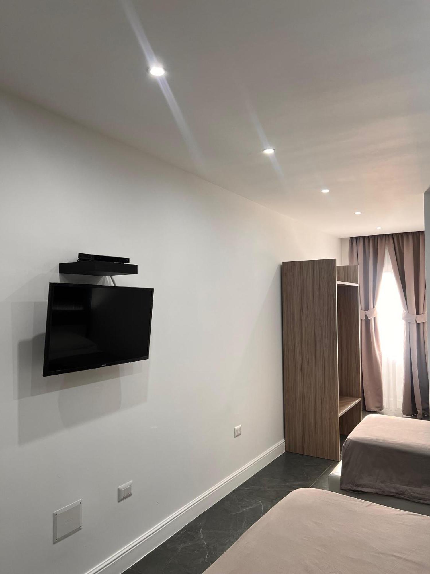Superior Triple Room,1611079495:JPEG