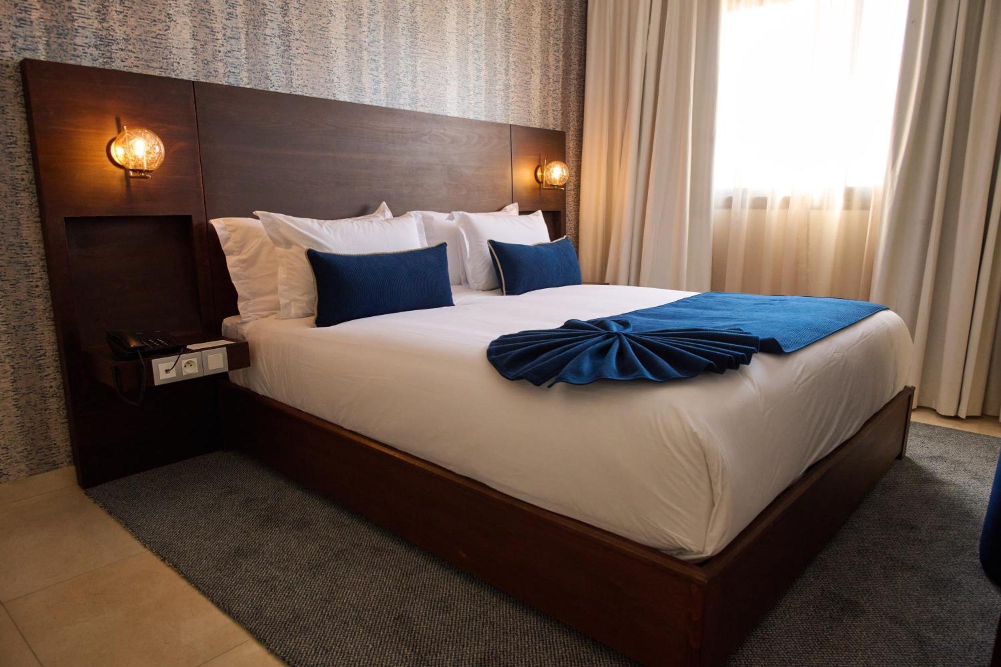 King Room,1648272367:JPEG