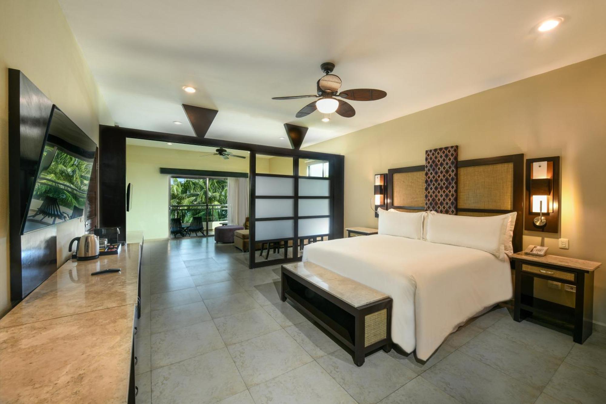 Junior suite,1614777956:JPEG