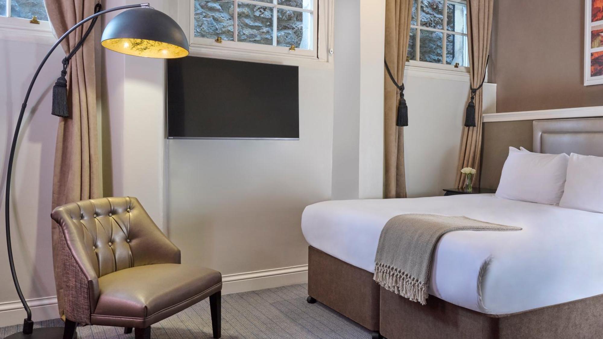 One-Bedroom Apartment,1615381823:JPEG