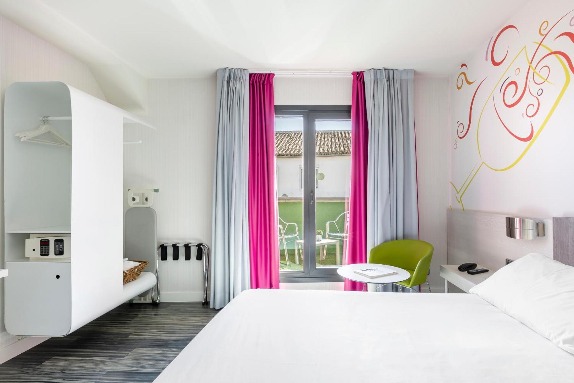 Superior Double Room,1616418296:JPEG
