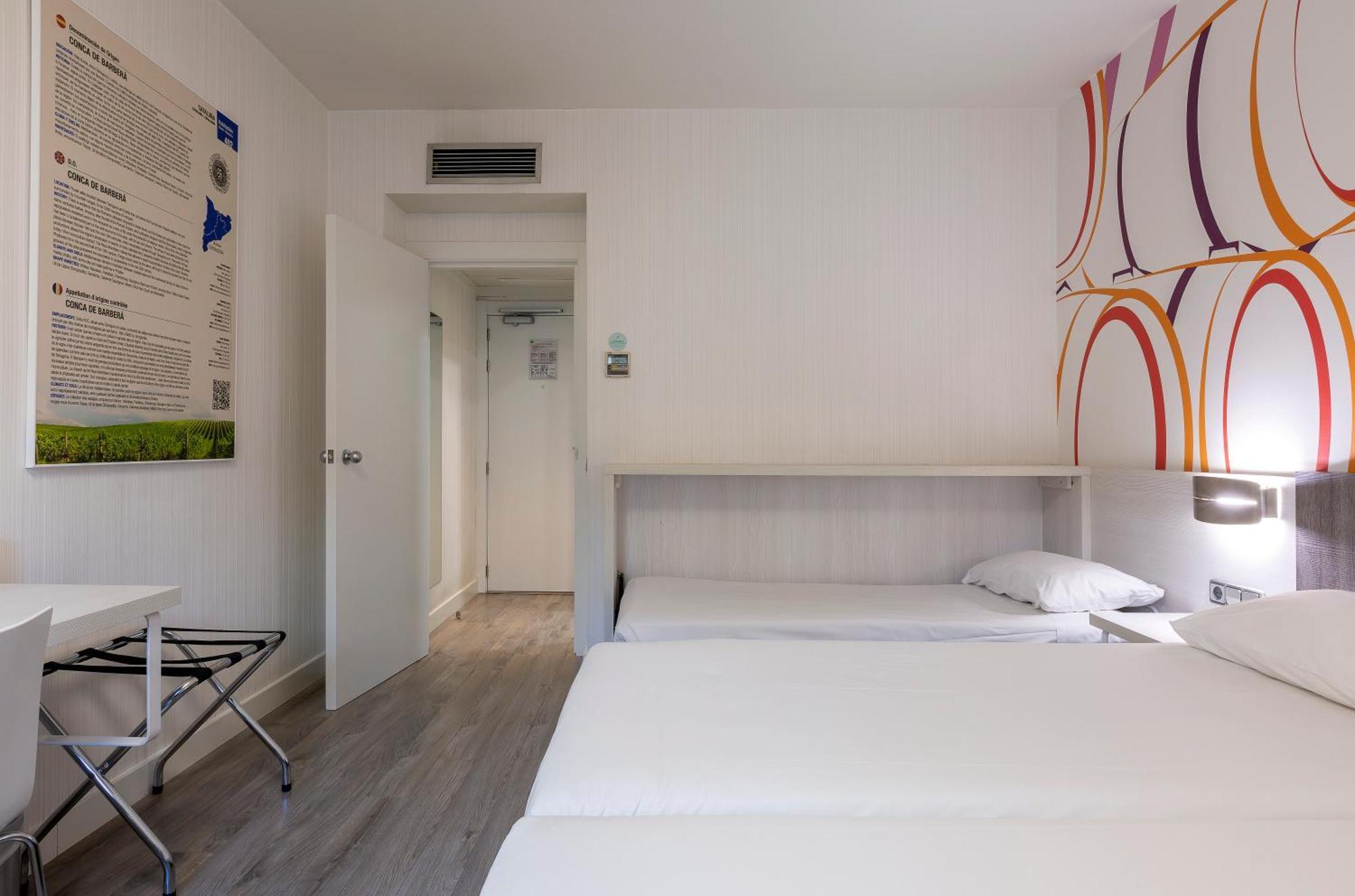 Double Room with Extra Bed,1616418310:JPEG
