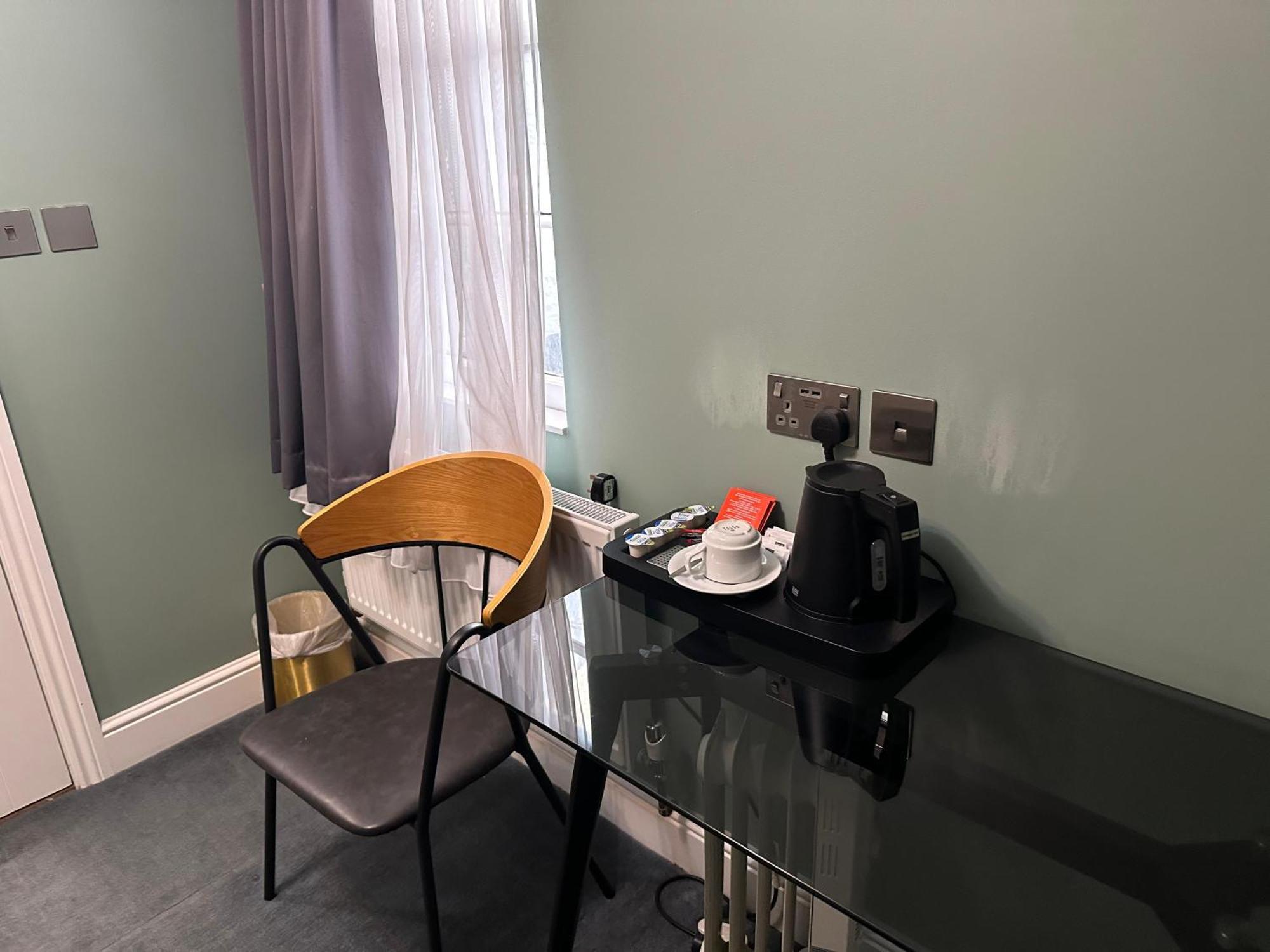 Deluxe Single Room