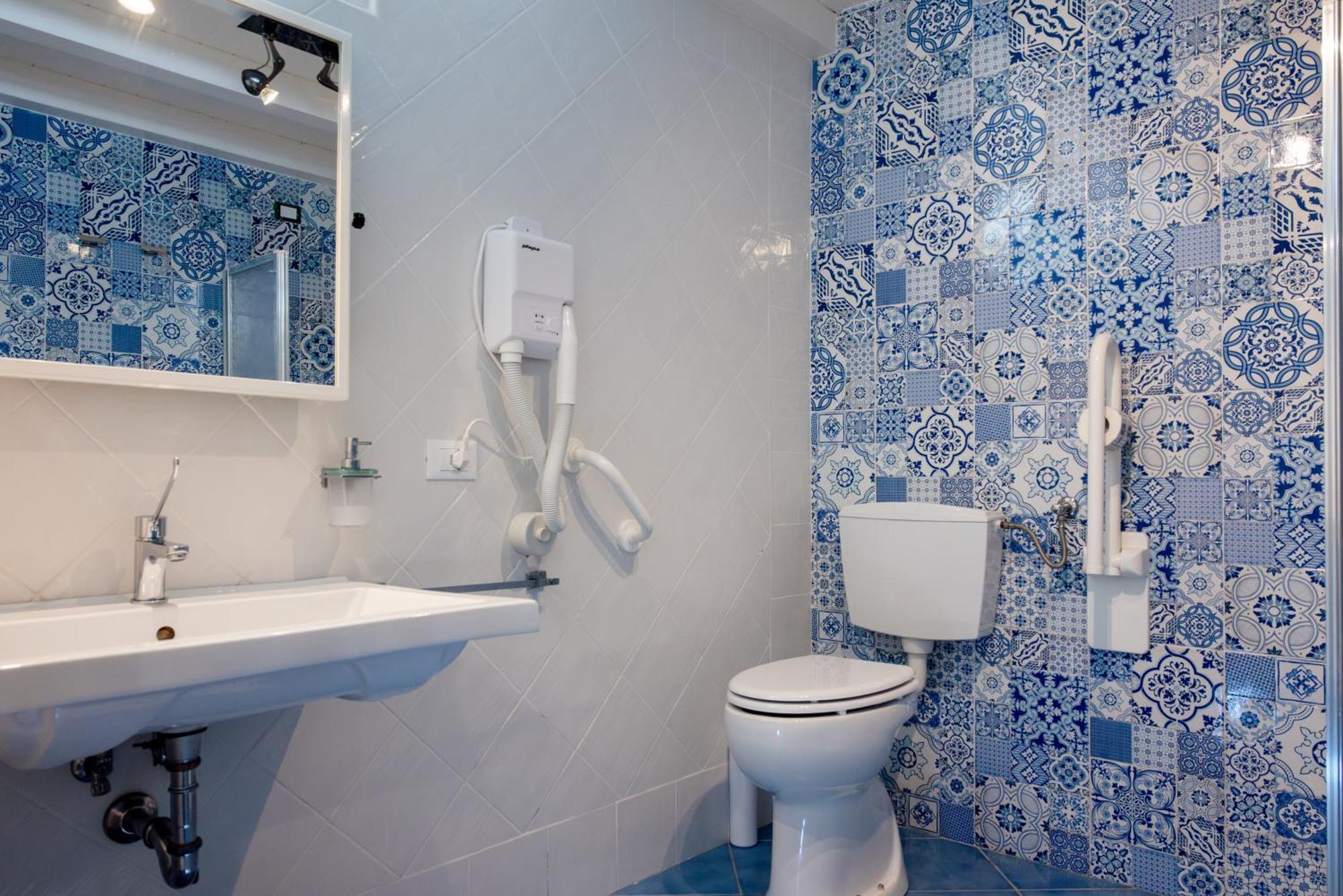Comfort Quadruple Room