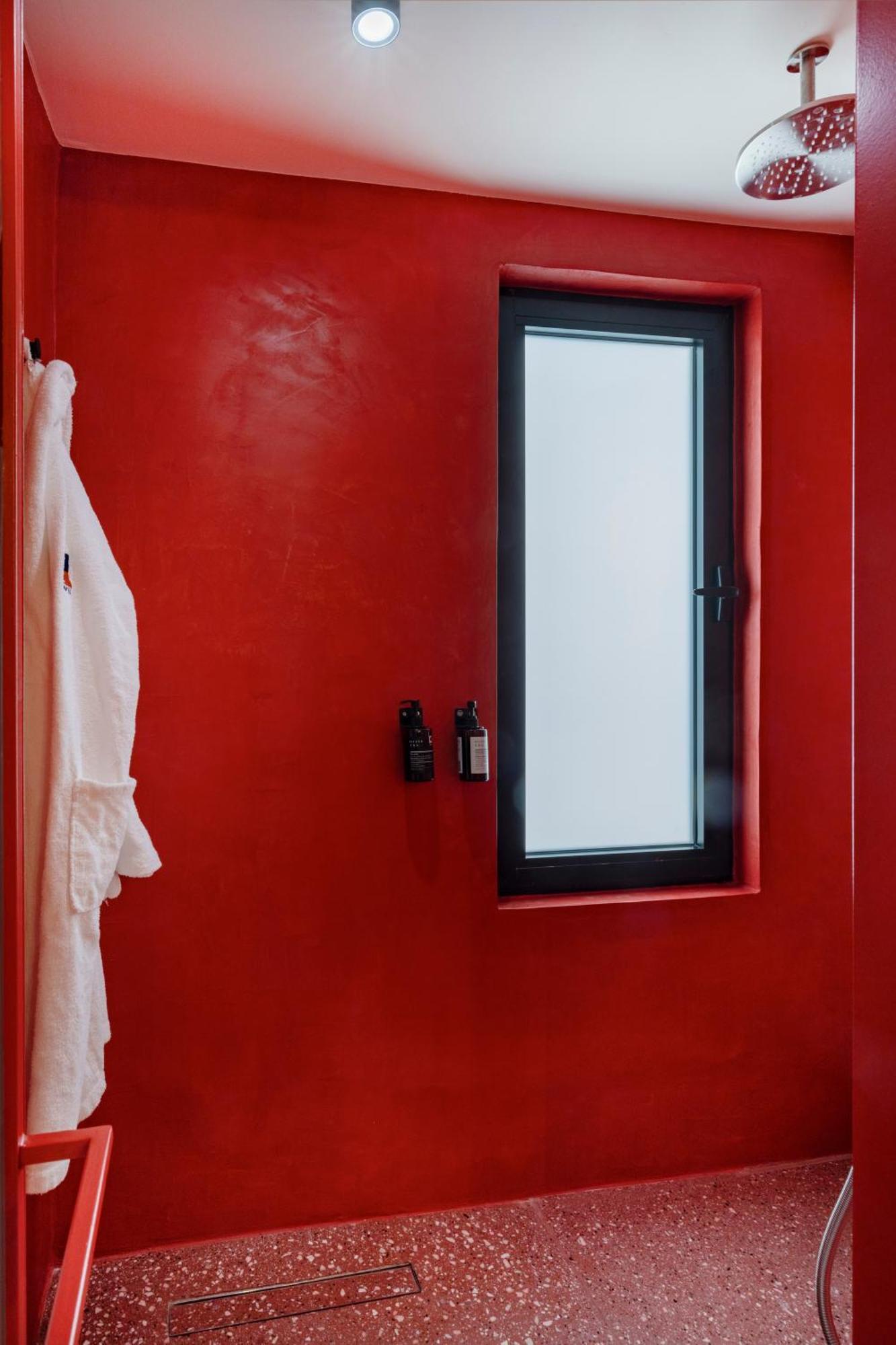 Penthouse Suite with Hot Tub,1620256552:JPEG