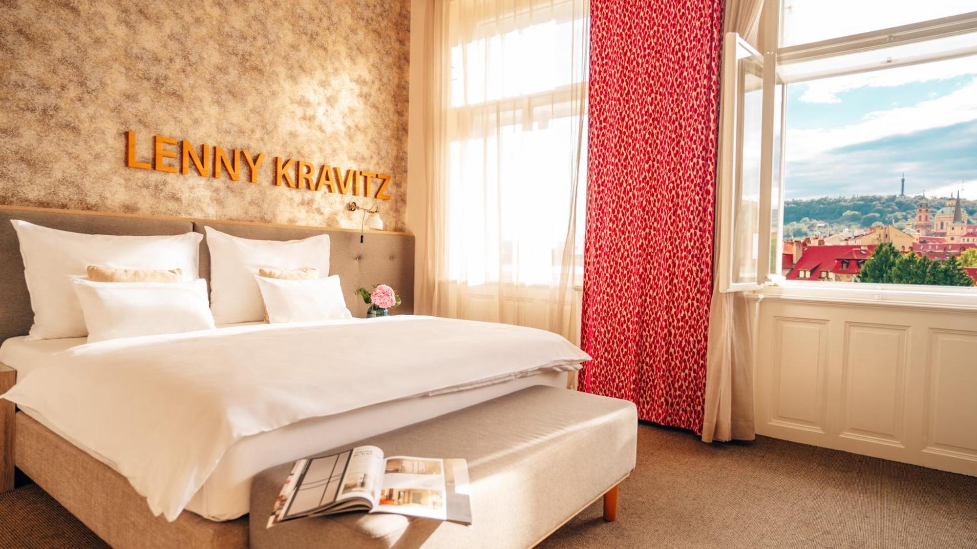Deluxe Double or Twin Room Prague Castle View,1620589711:JPEG