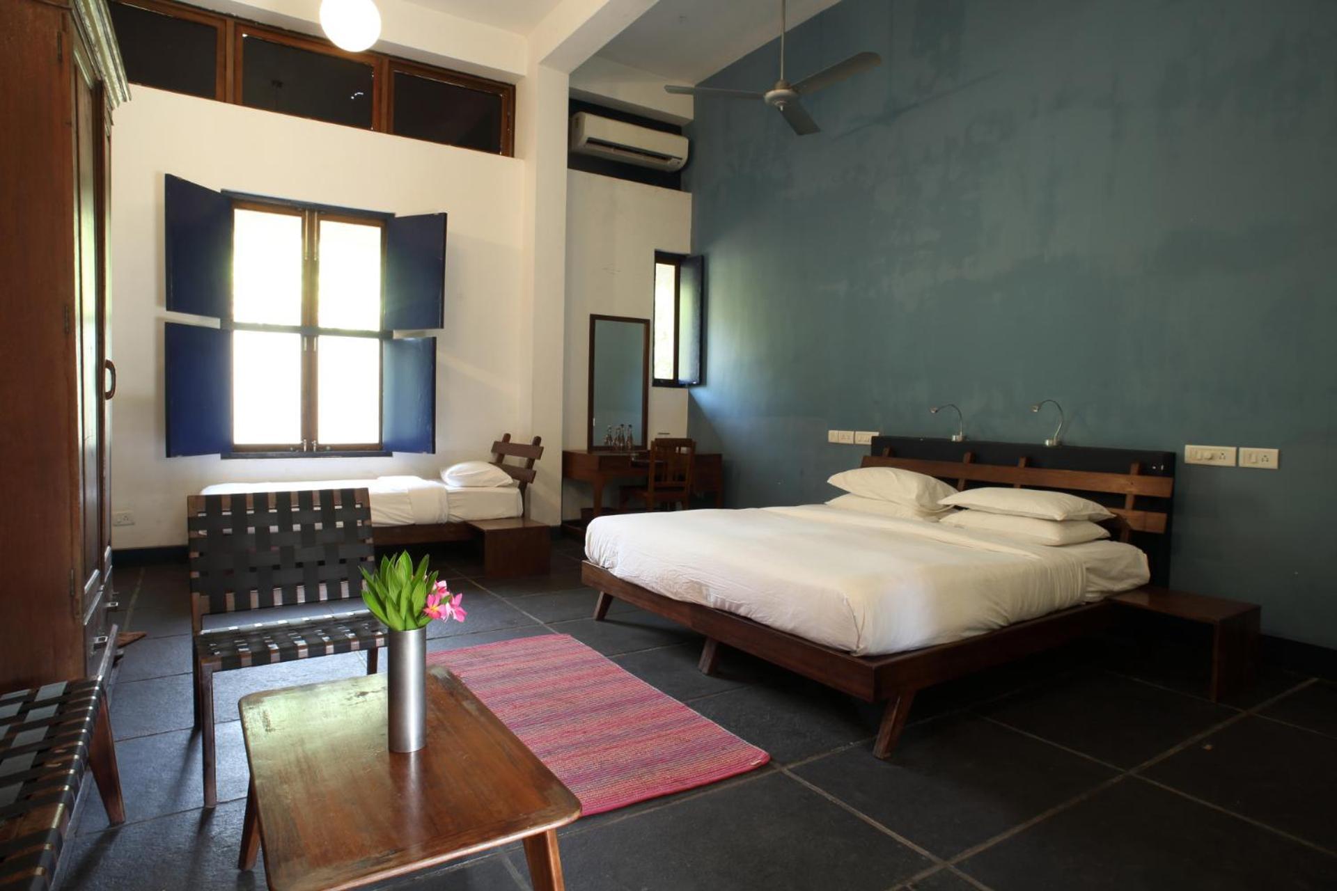 A or c Standard Courtyard Room