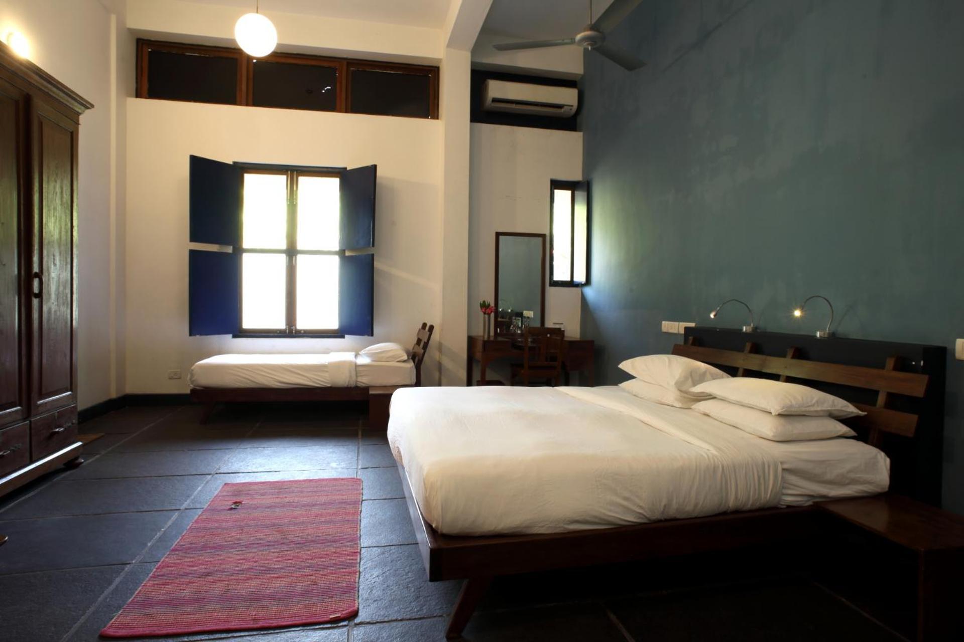 A or c Standard Courtyard Room