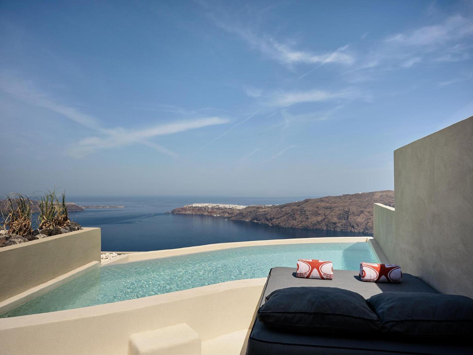 Wet Allure Suite Private Infinity Pool Caldera View