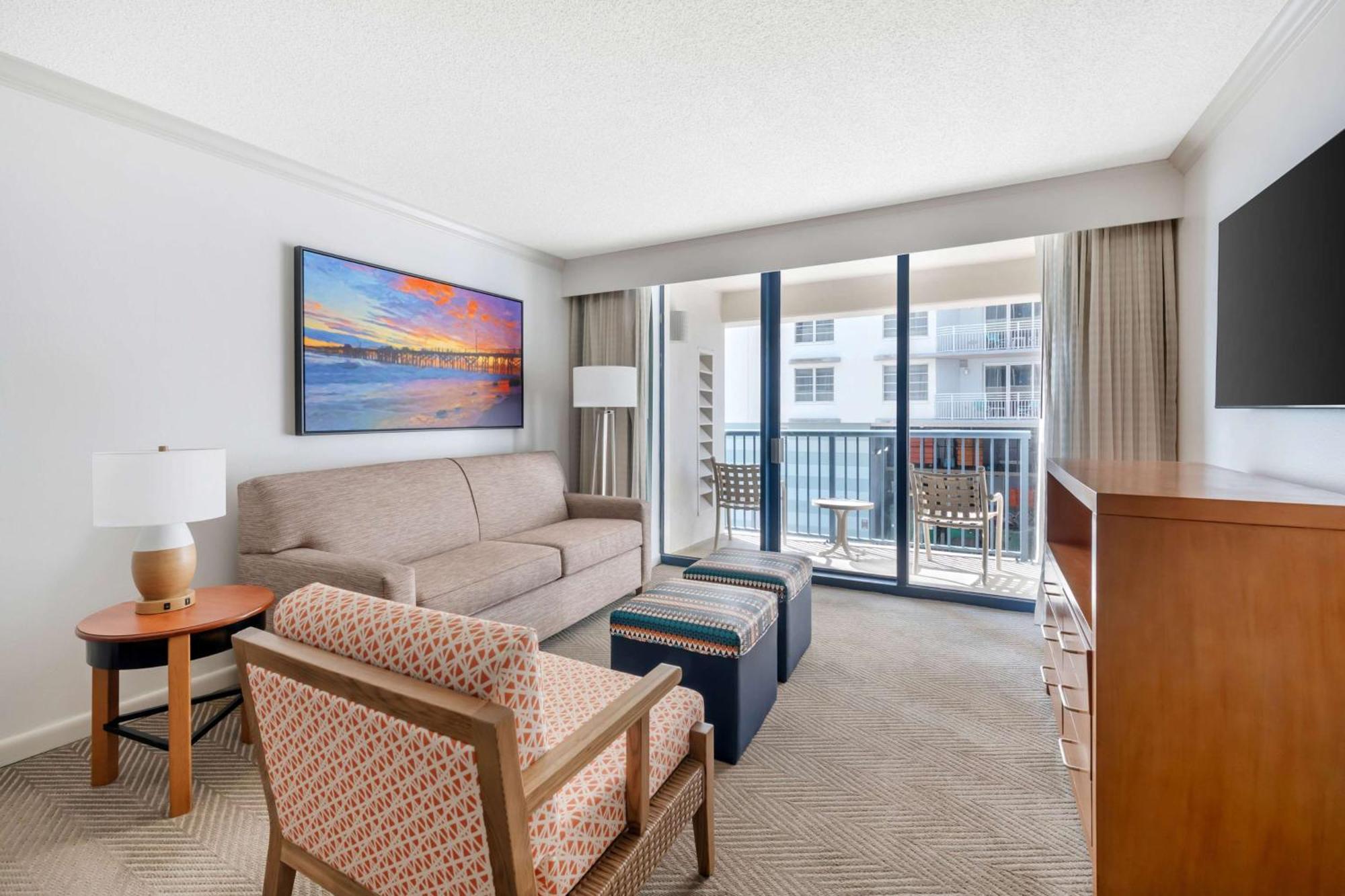 One-Bedroom King Suite Balcony Sofa Bed