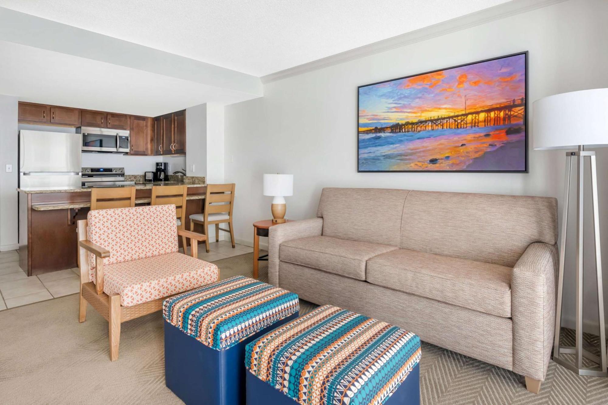 One-Bedroom King Suite Balcony Sofa Bed