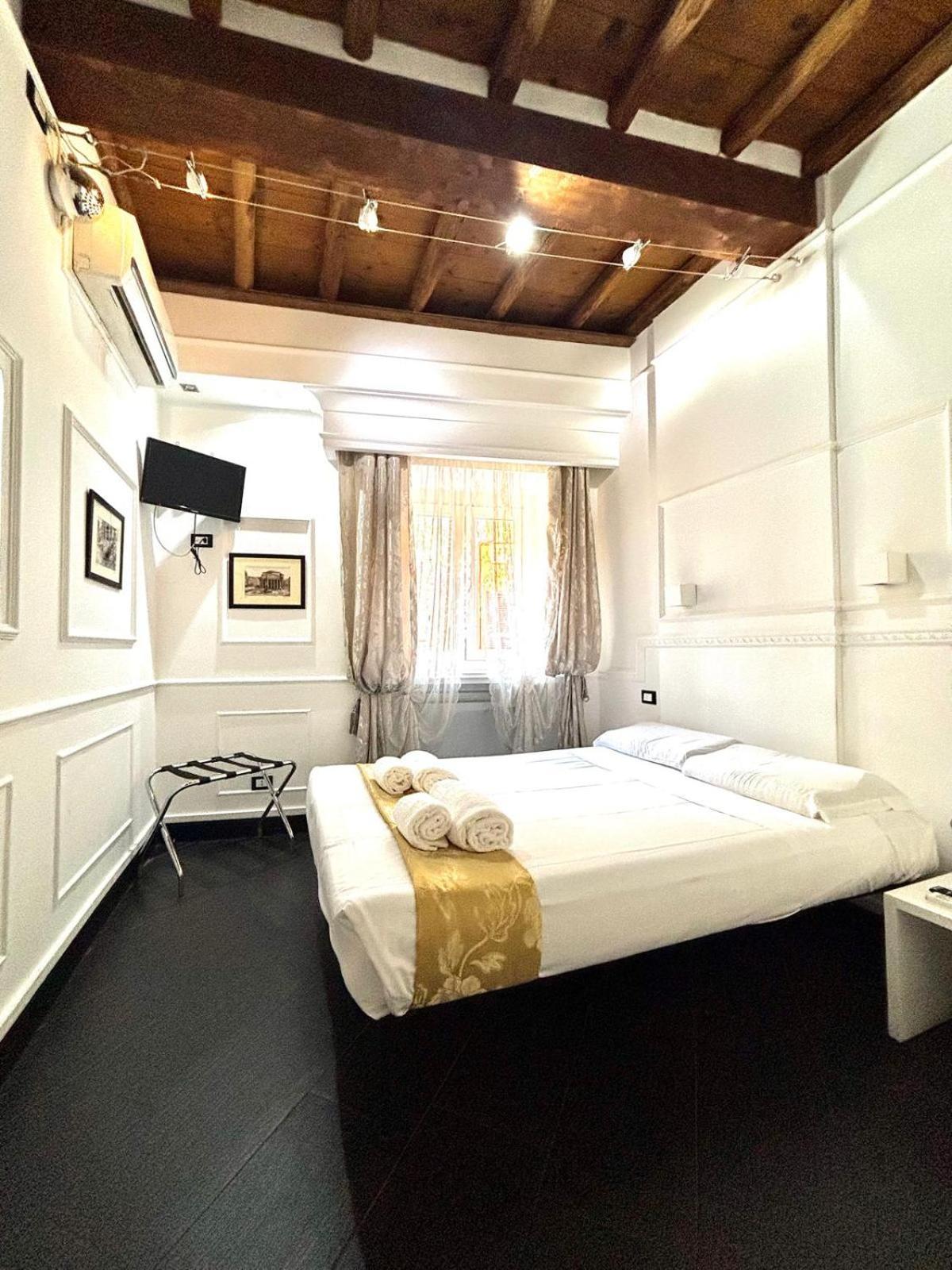 Classic Double or Twin Room