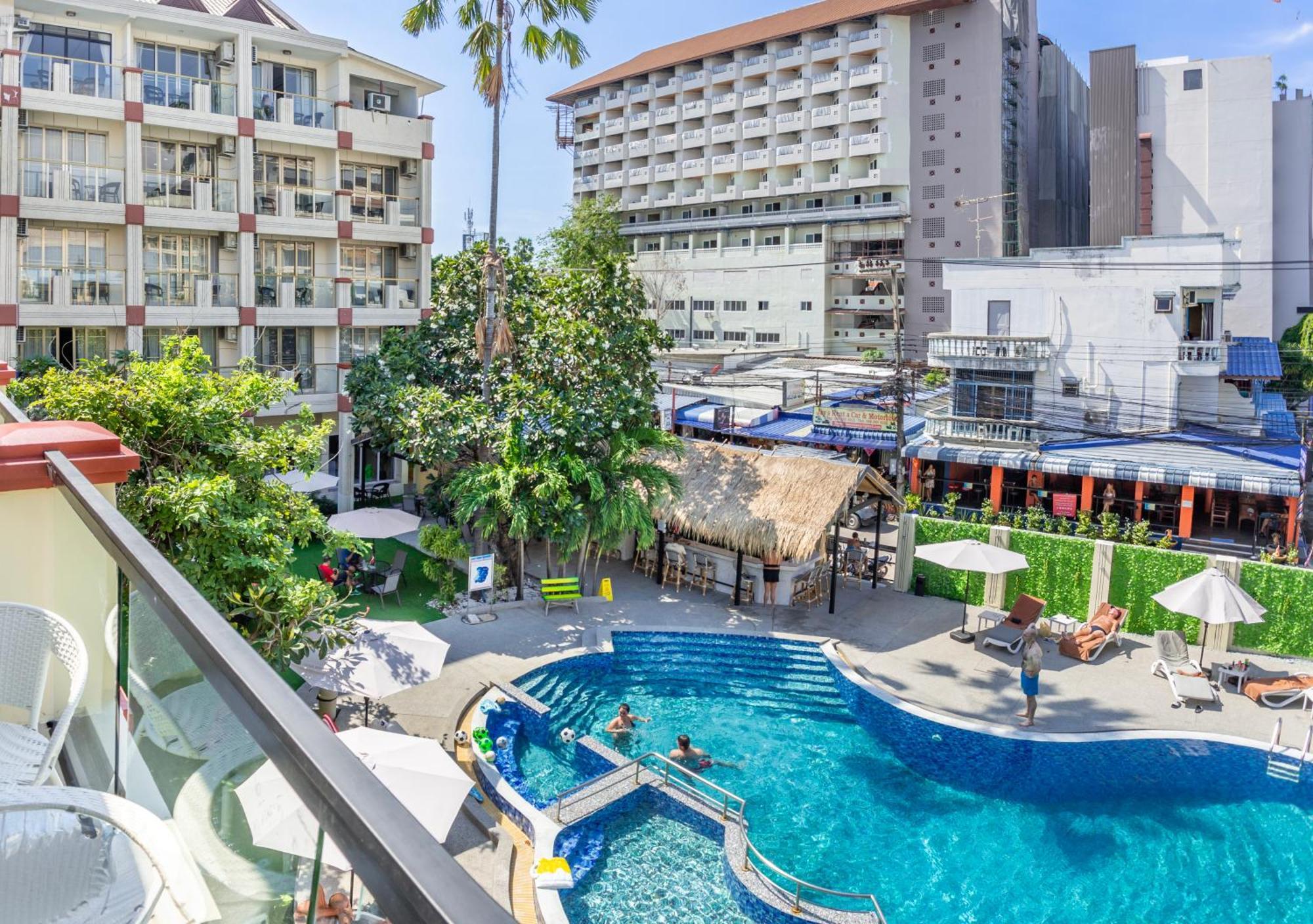 Superior Double Room Pool View