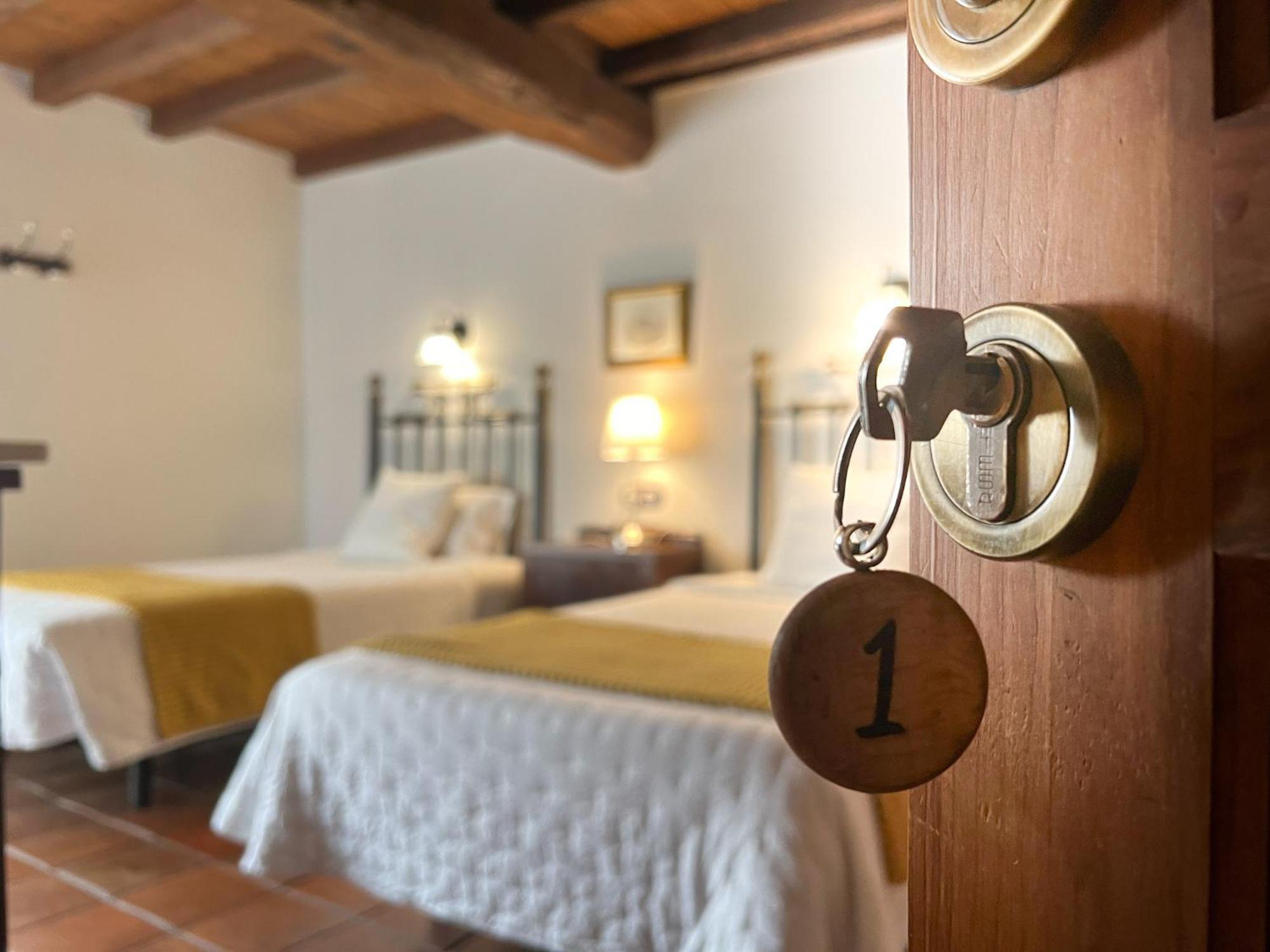 Twin Room with Balcony,1639578657:JPEG
