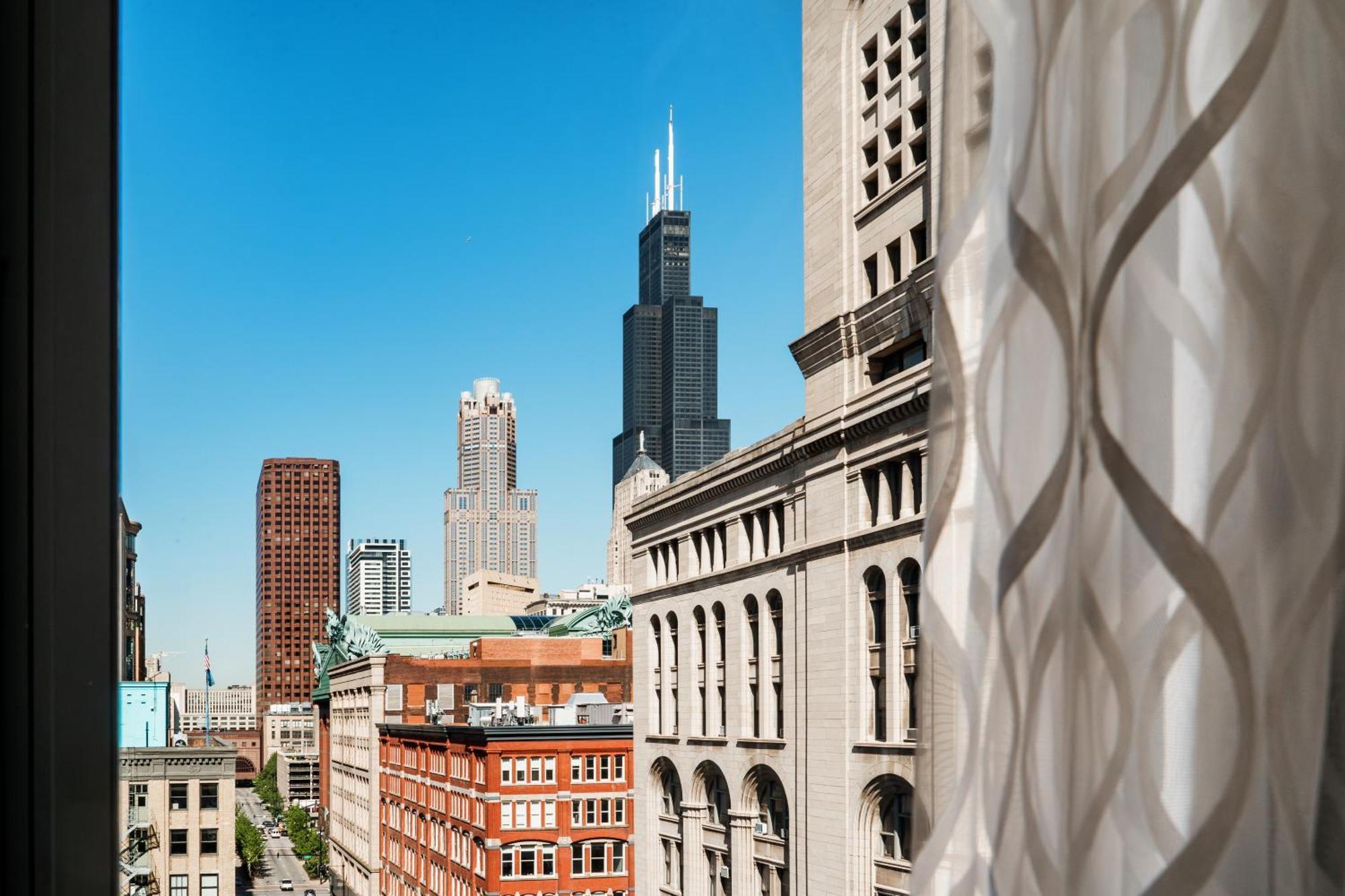 King Suite City View