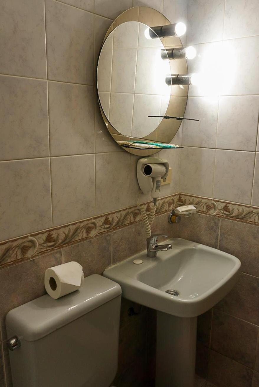 Standard Queen Room,1641726791:JPEG