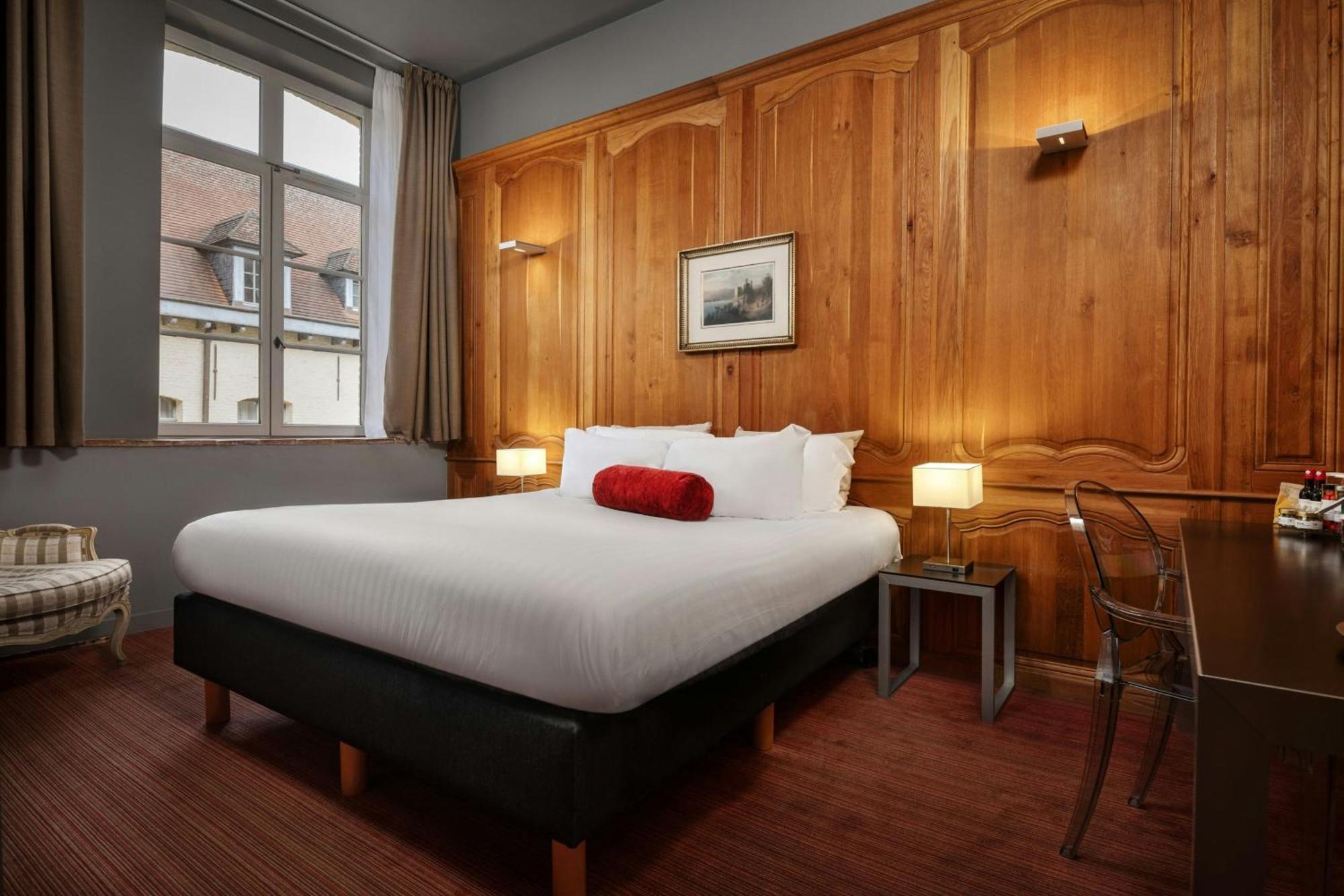Superior Queen Room