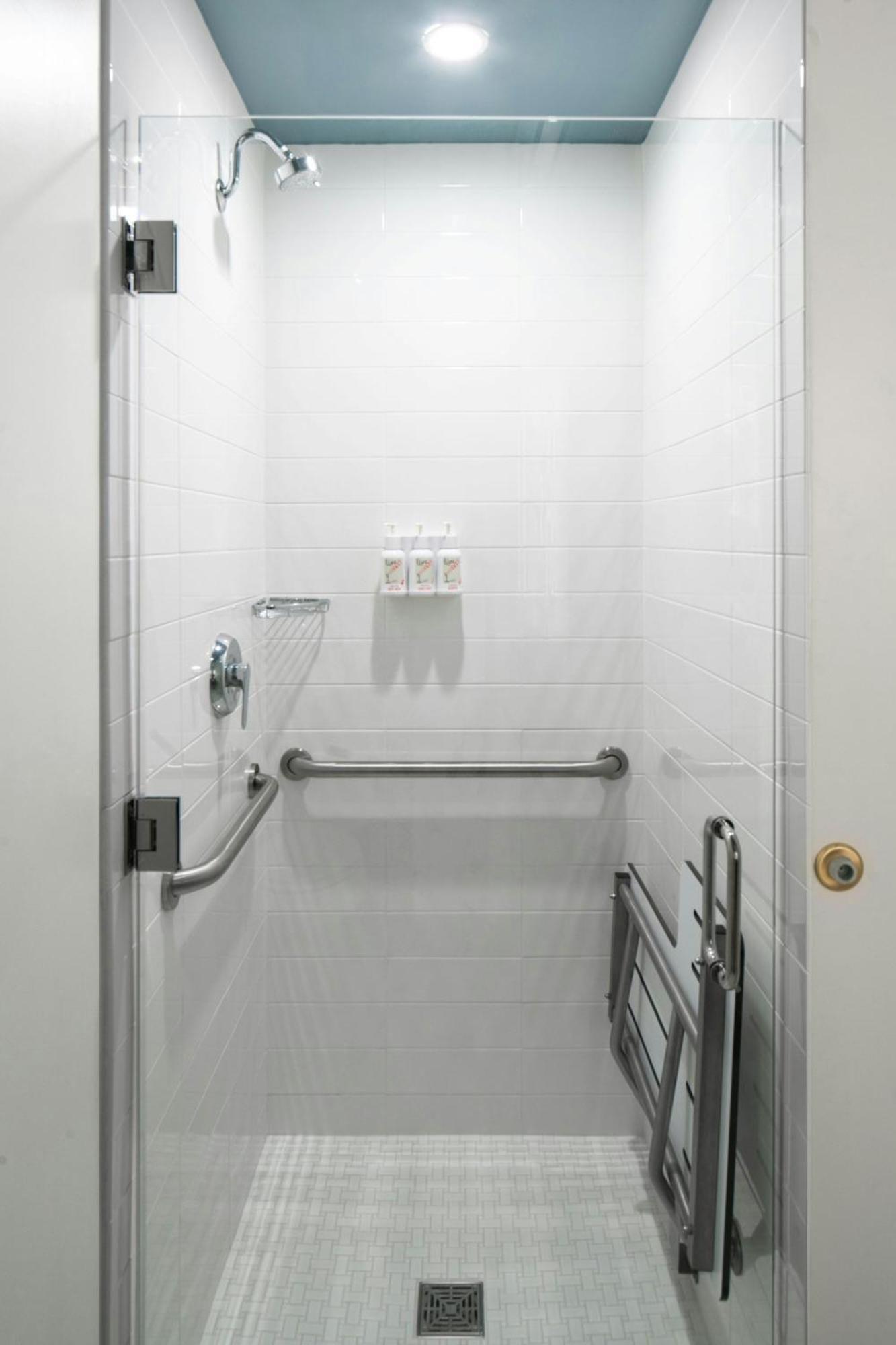 King Room,1643189869:JPEG