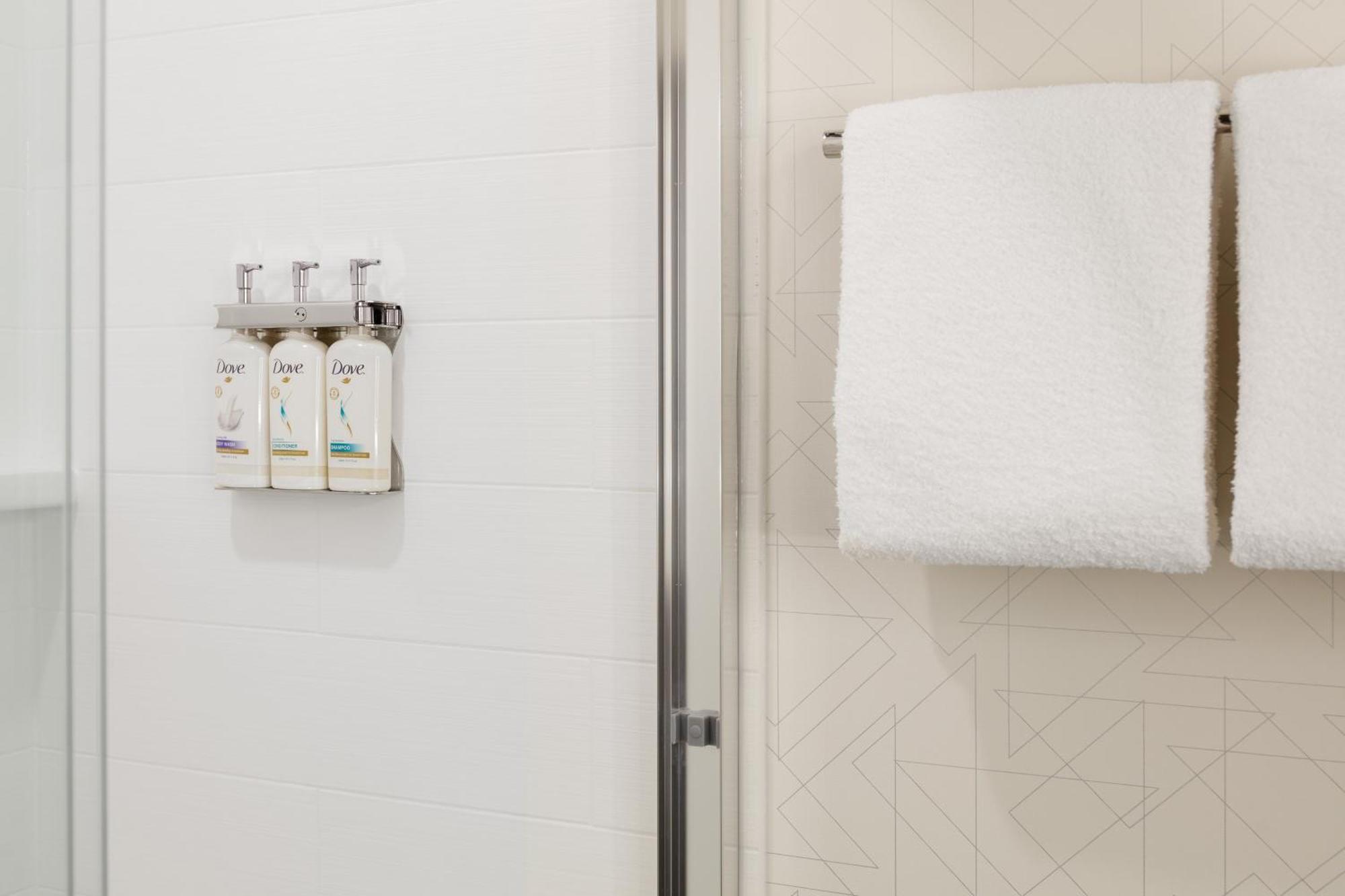 Standard King Room,1746839681:JPEG