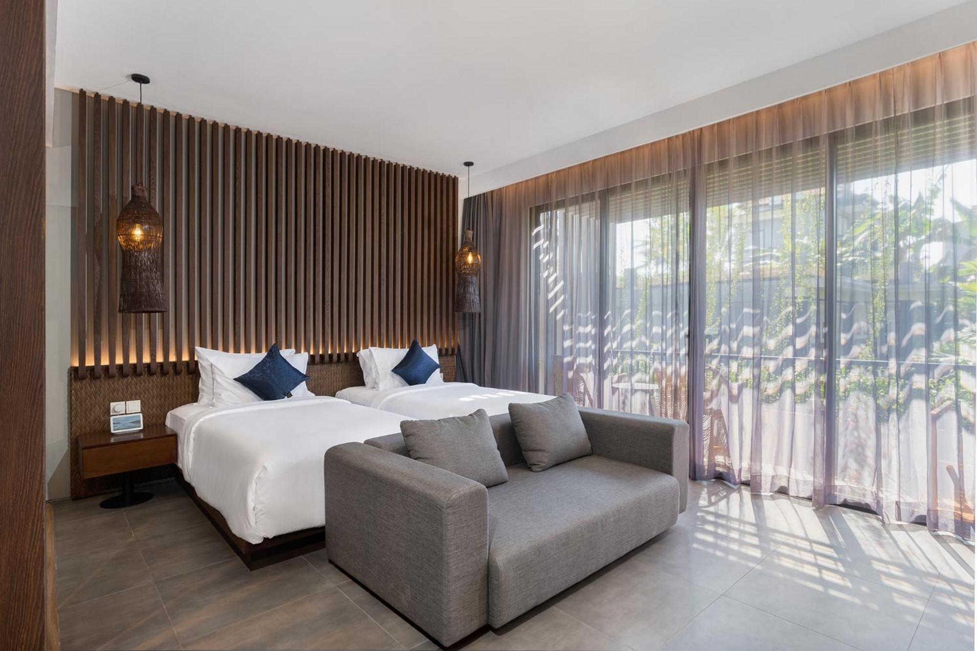Suite with Balcony,1739784272:JPEG