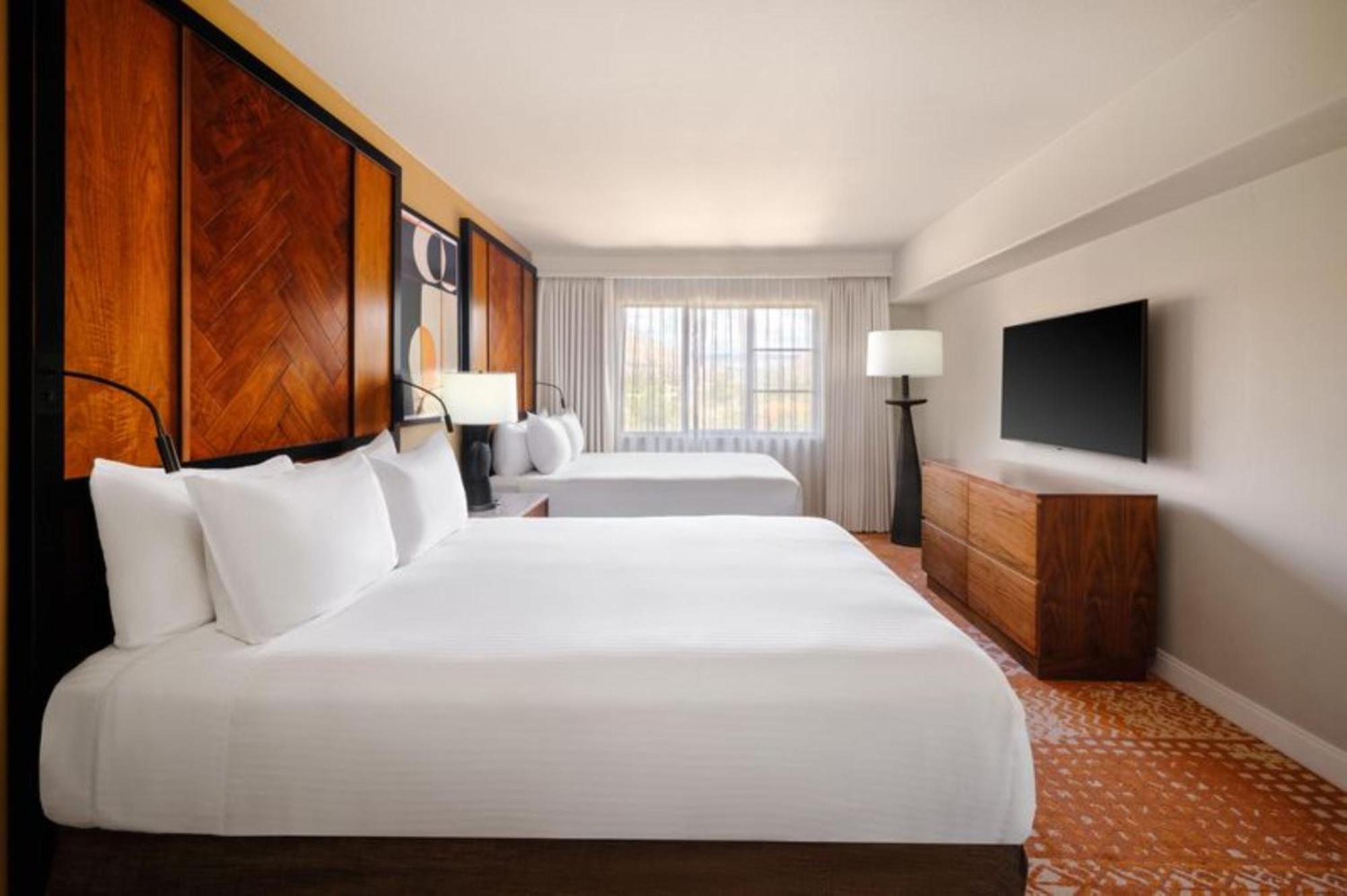 Double Queen Suite with Private Fire Bowl - Mountain View,1661111250:JPEG