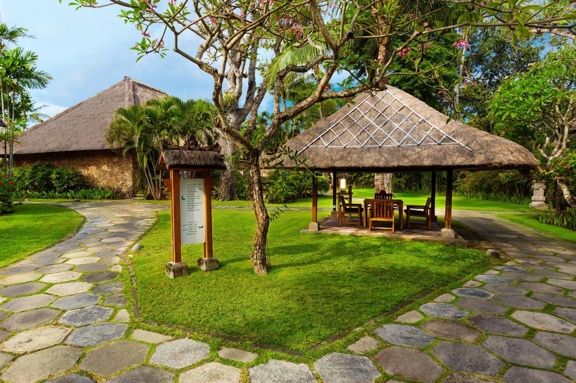 Villa de Luxe avec Piscine Privée - Vue sur Jardin