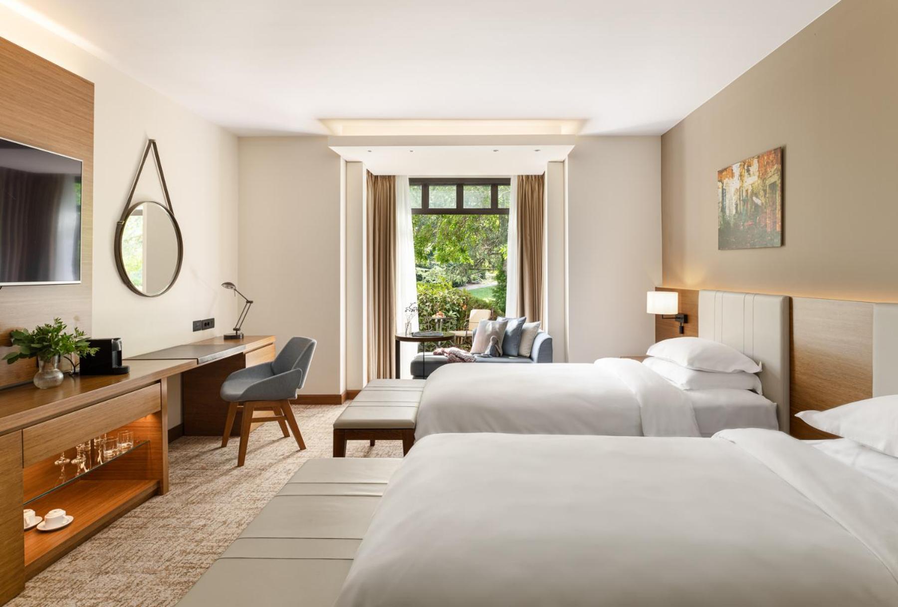 Twin Room,1654253831:JPEG