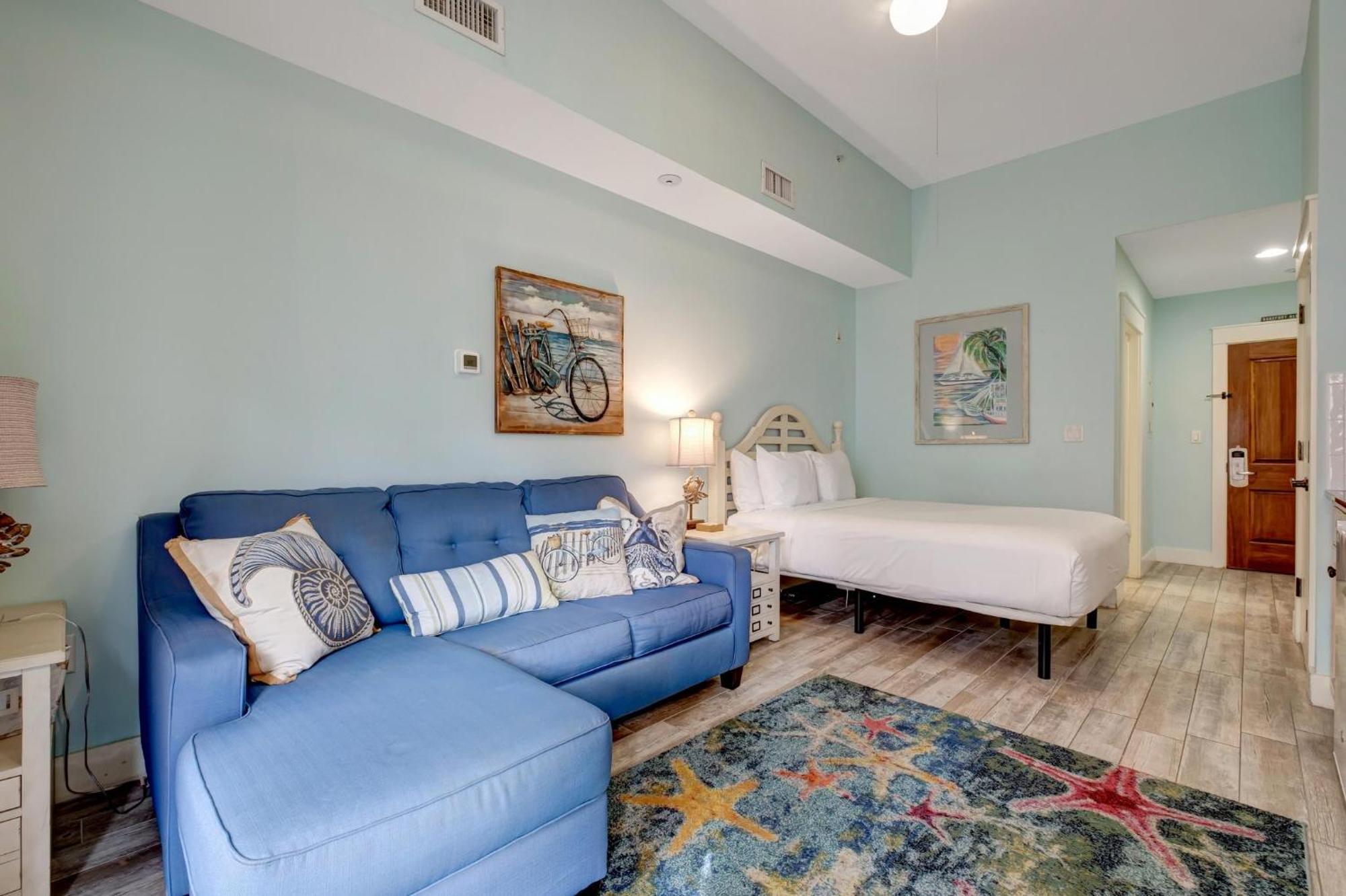 Holiday Home,1658794156:JPEG