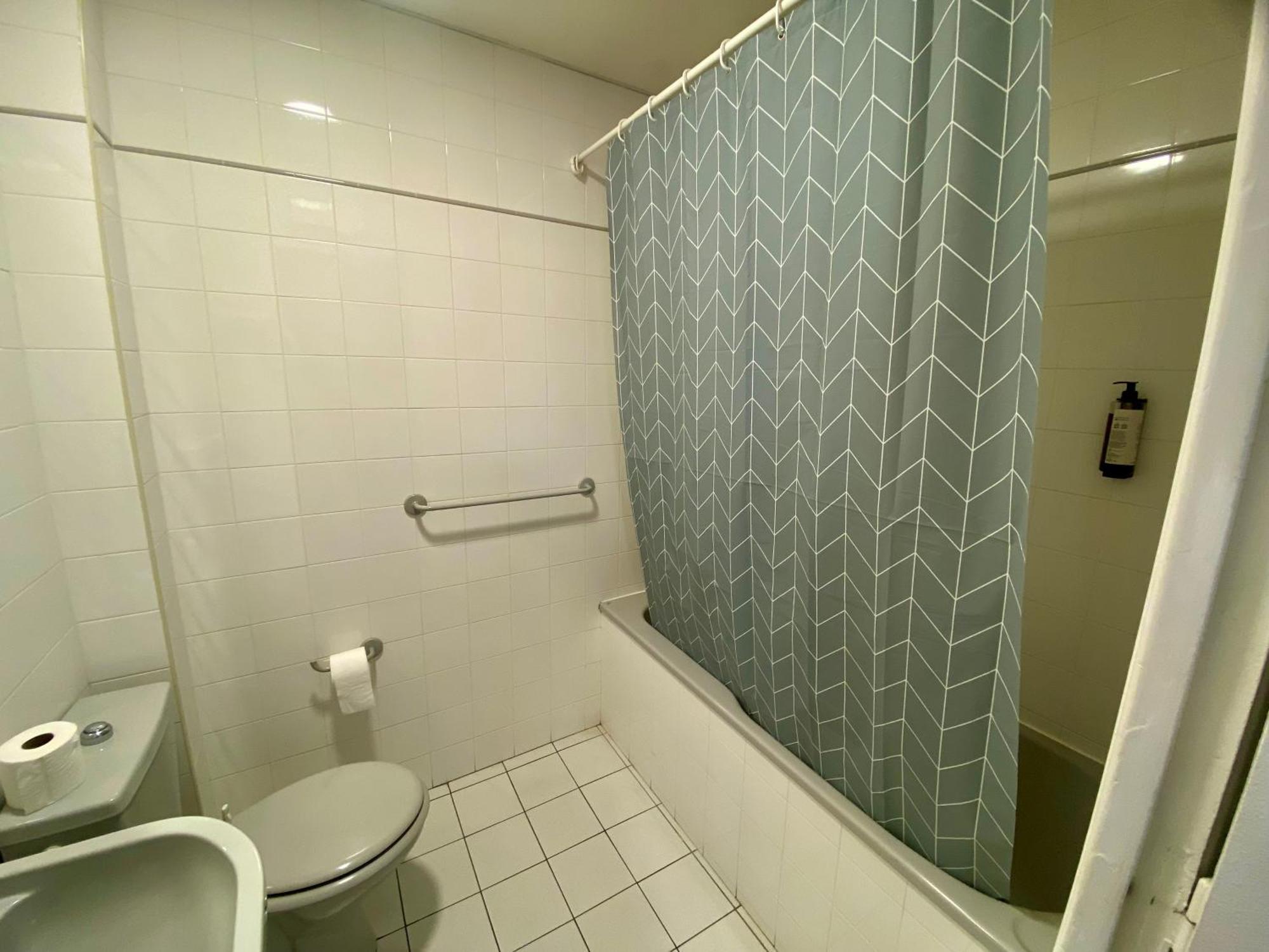 Standard Twin Room,1660323087:JPEG