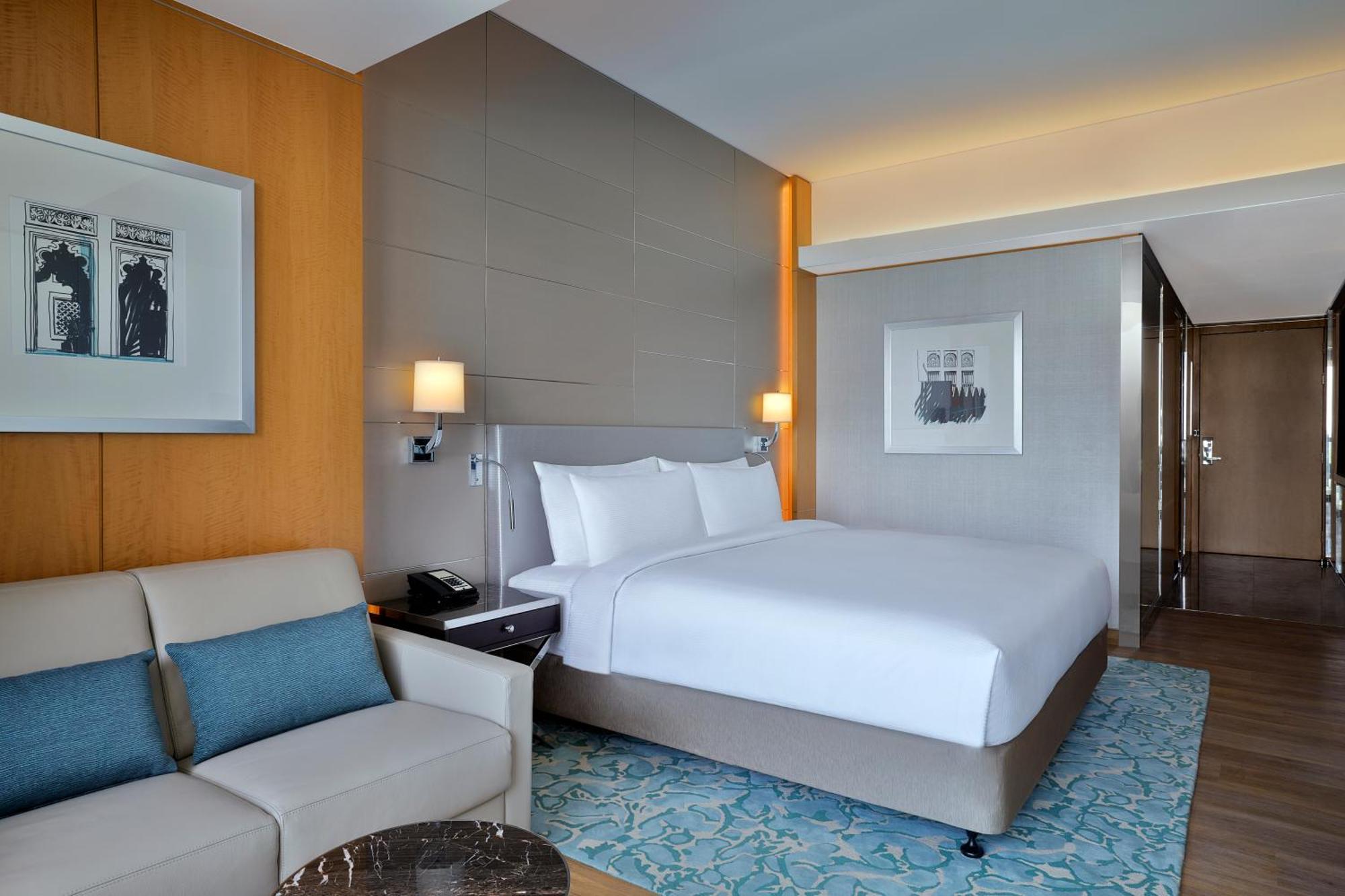 King Guest Room with Balcony,1661170390:JPEG