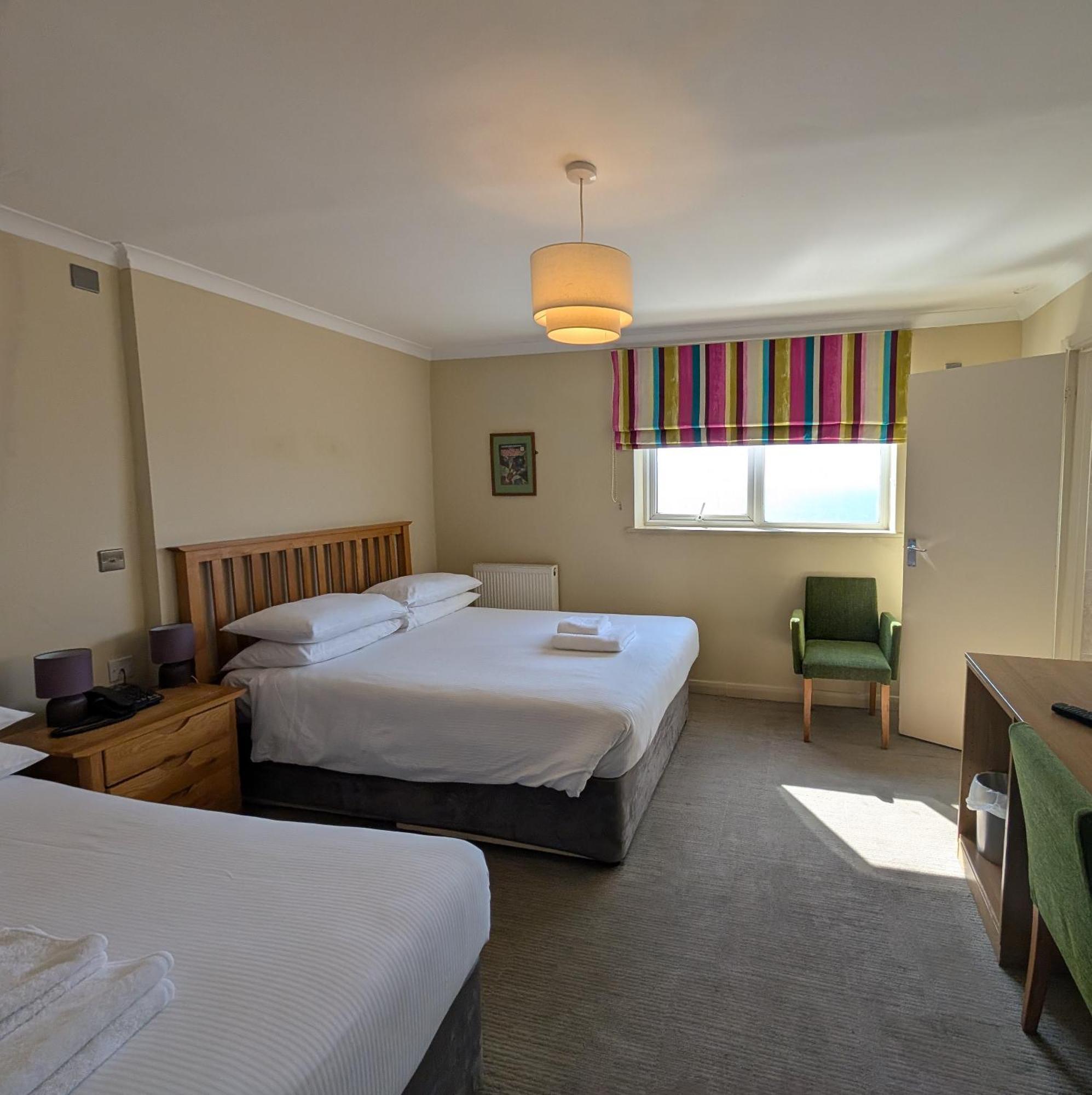 Twin Room Sea View,1664647523:JPEG
