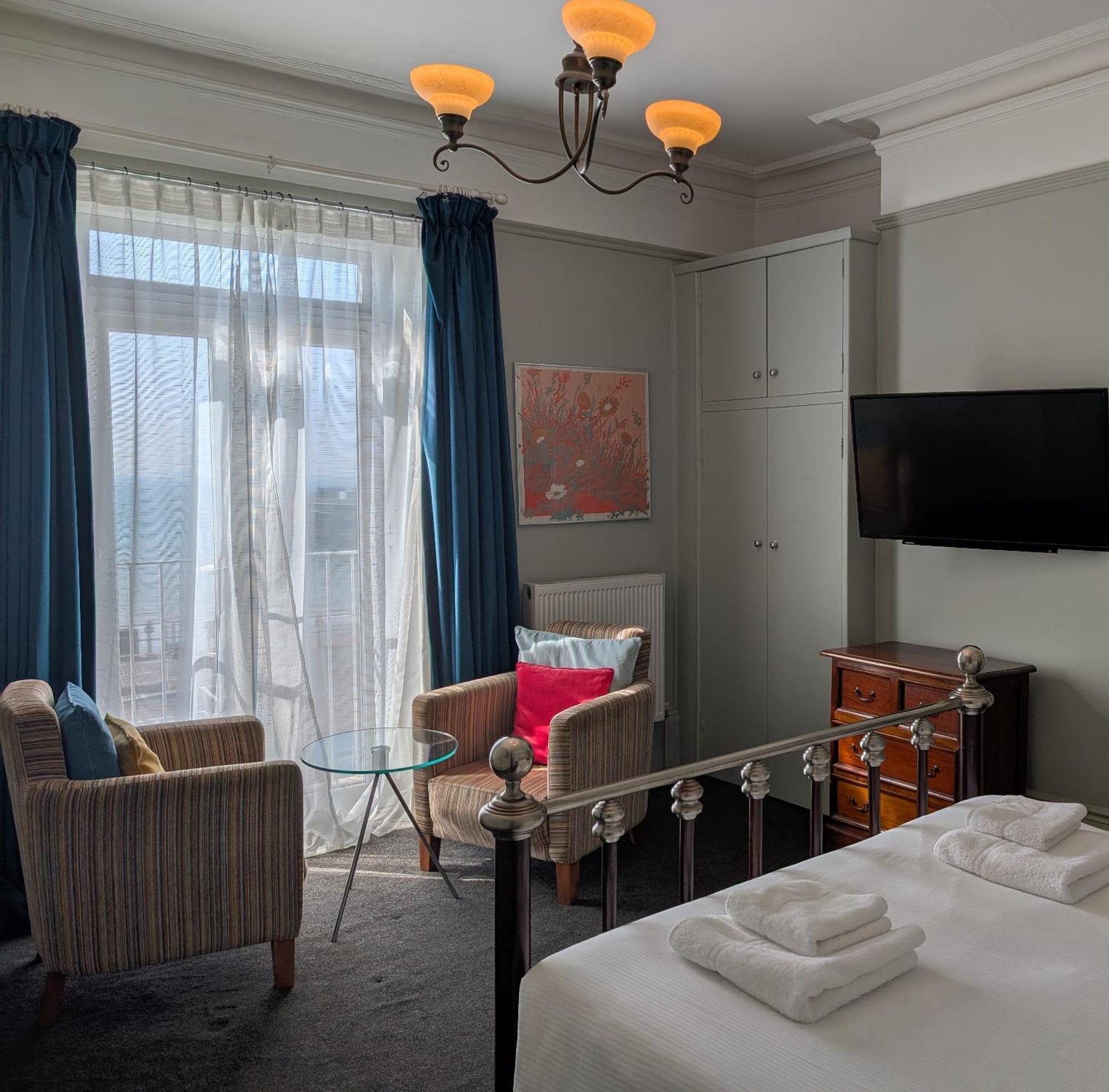 Premier King Room,1664647526:JPEG