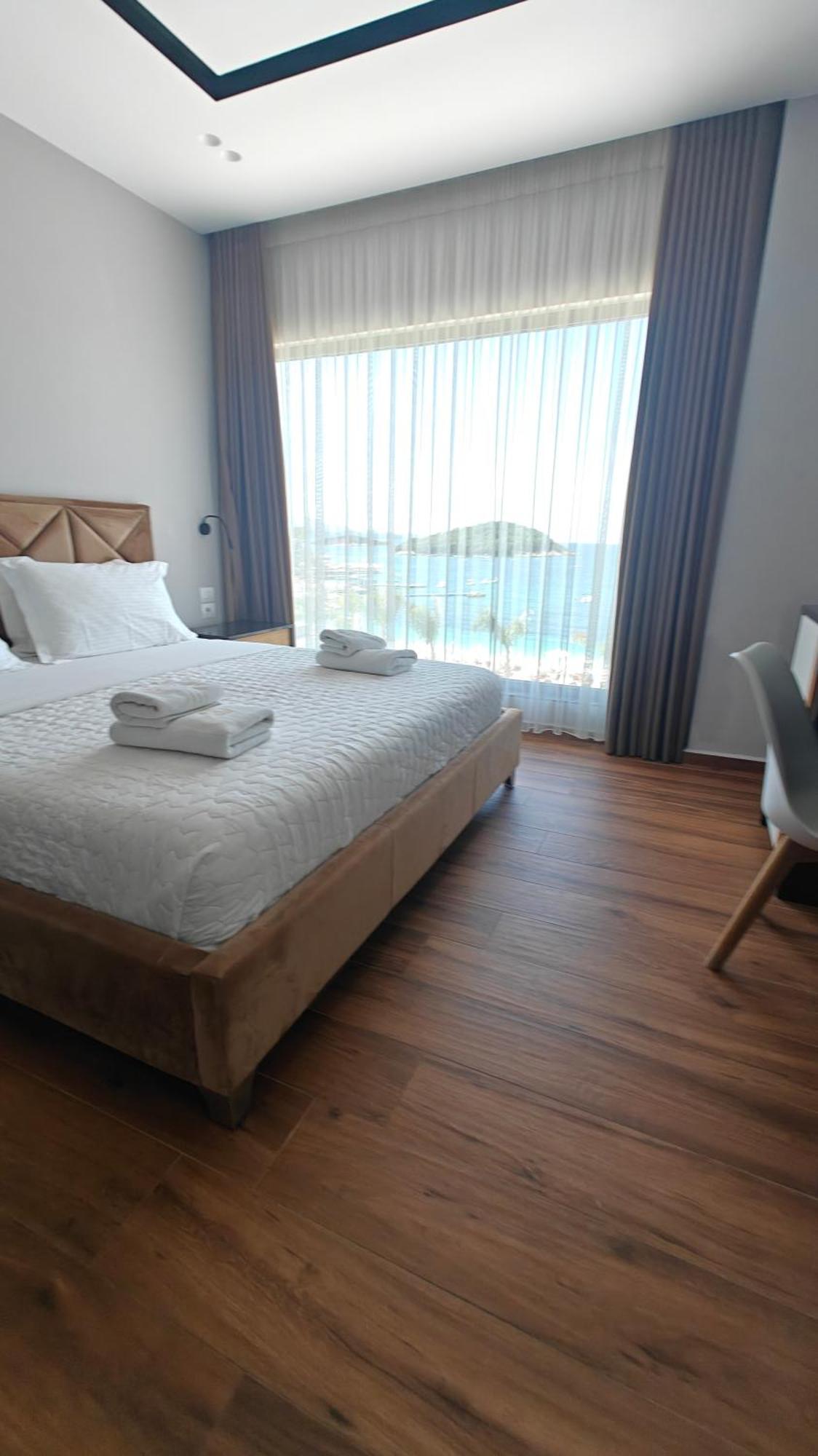 King Suite with Sea View,1668122142:JPEG