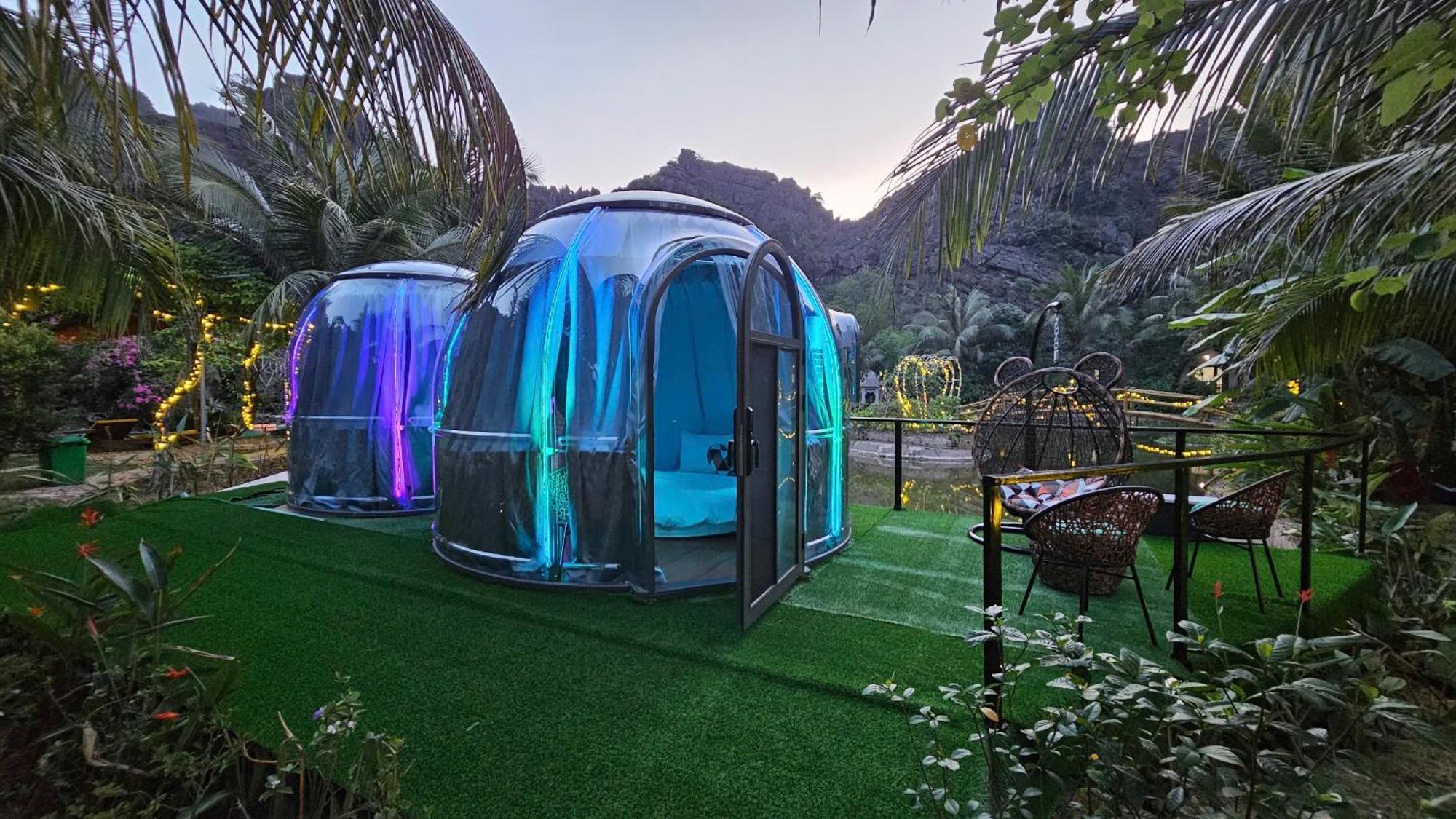 King Room with Spa Bath