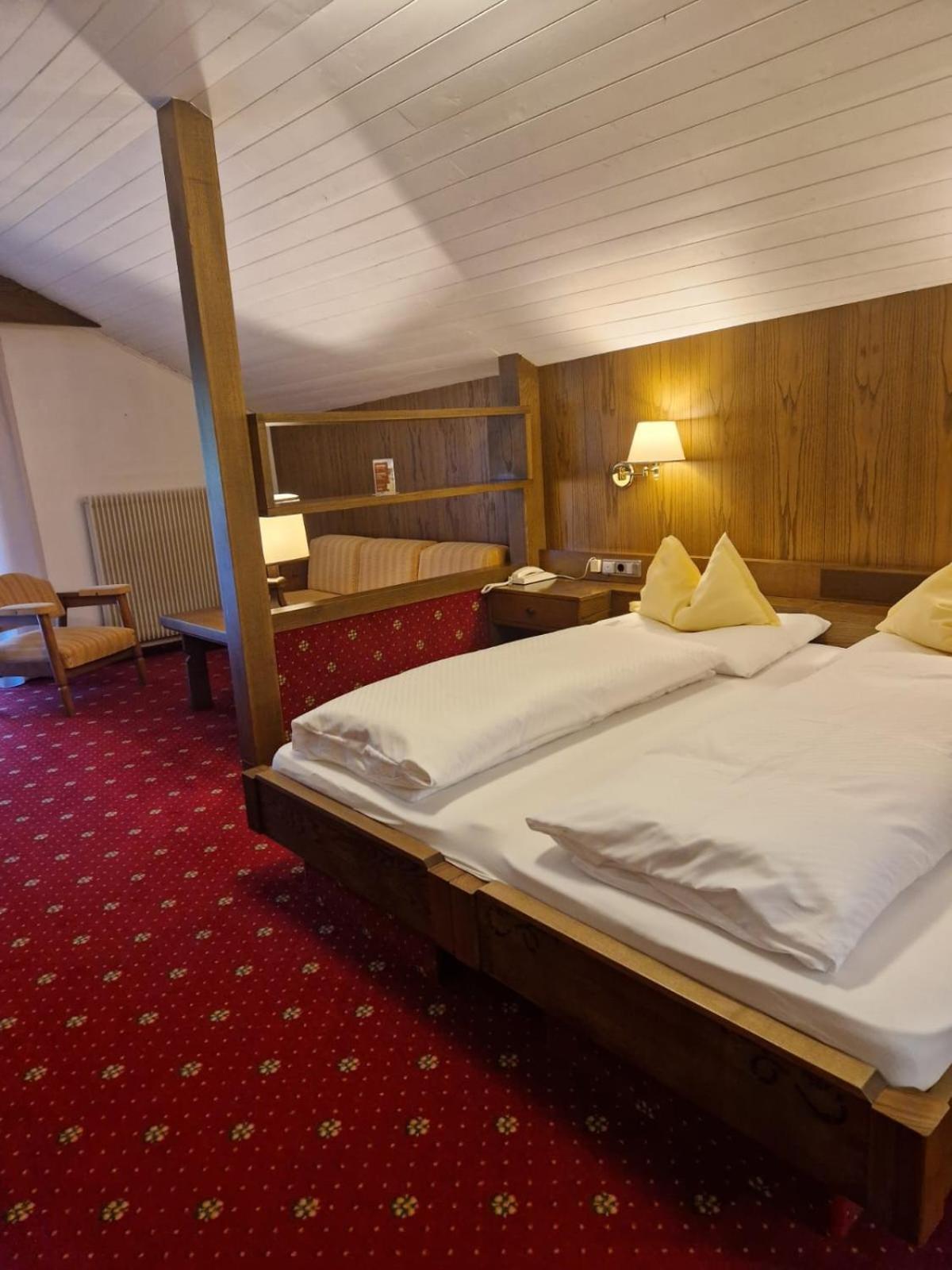 Economy Double or Twin Room,1675809870:JPEG