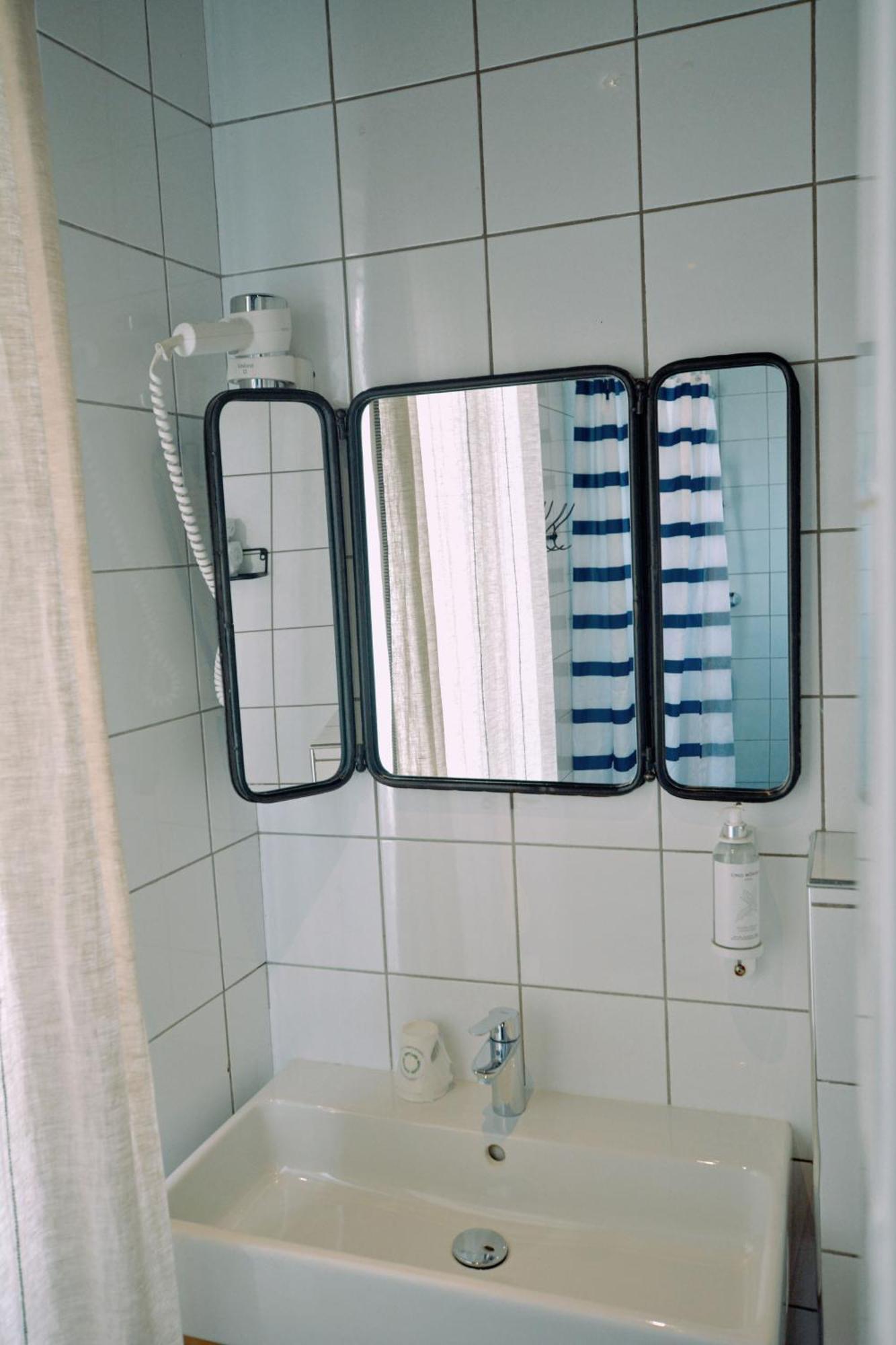 Quarto Duplo Standard
