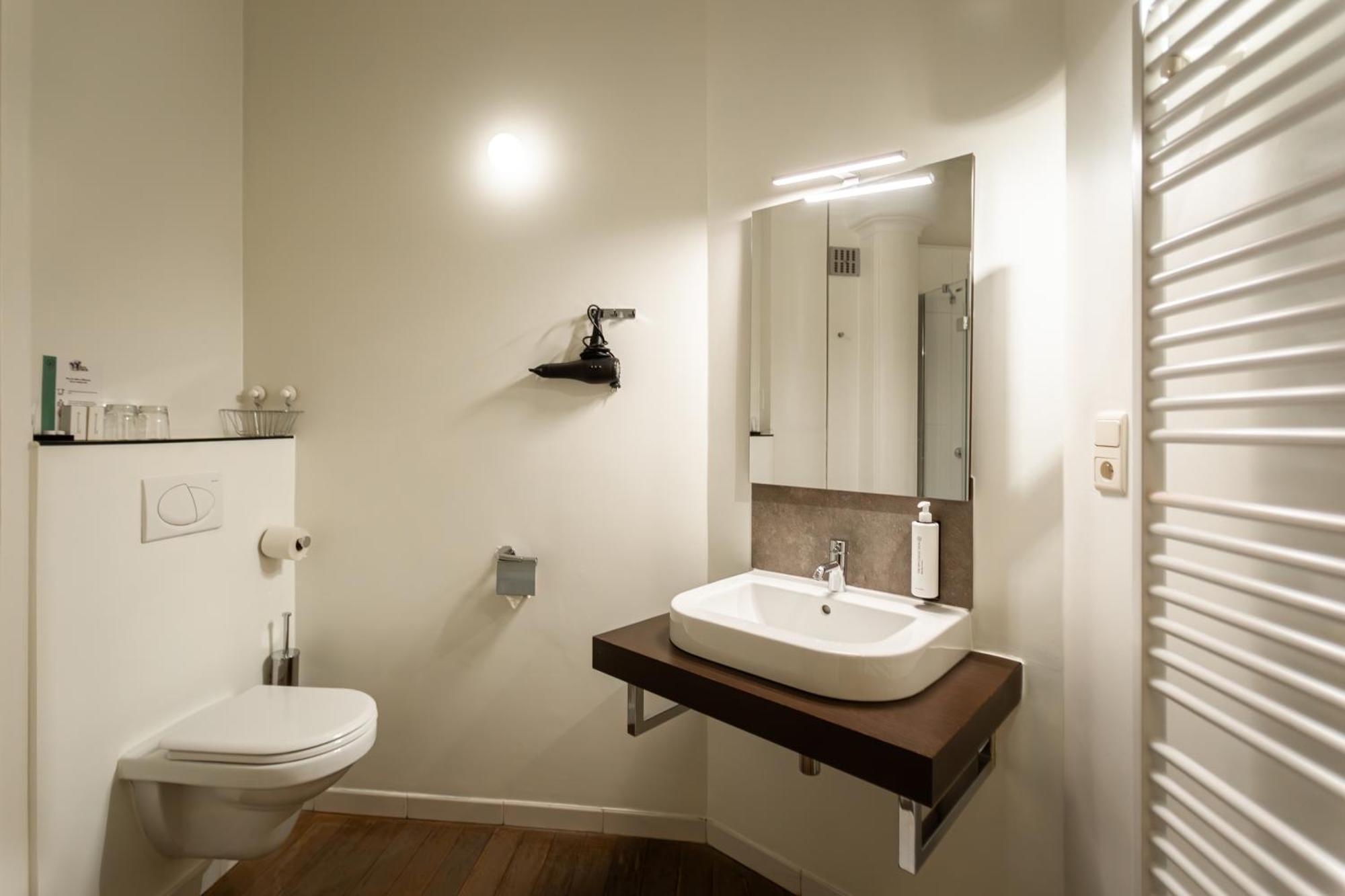 Superior Double Room,1674721719:JPEG