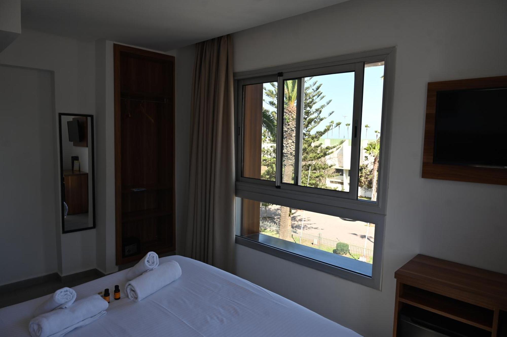 Double Room with Sea View,1685106982:JPEG