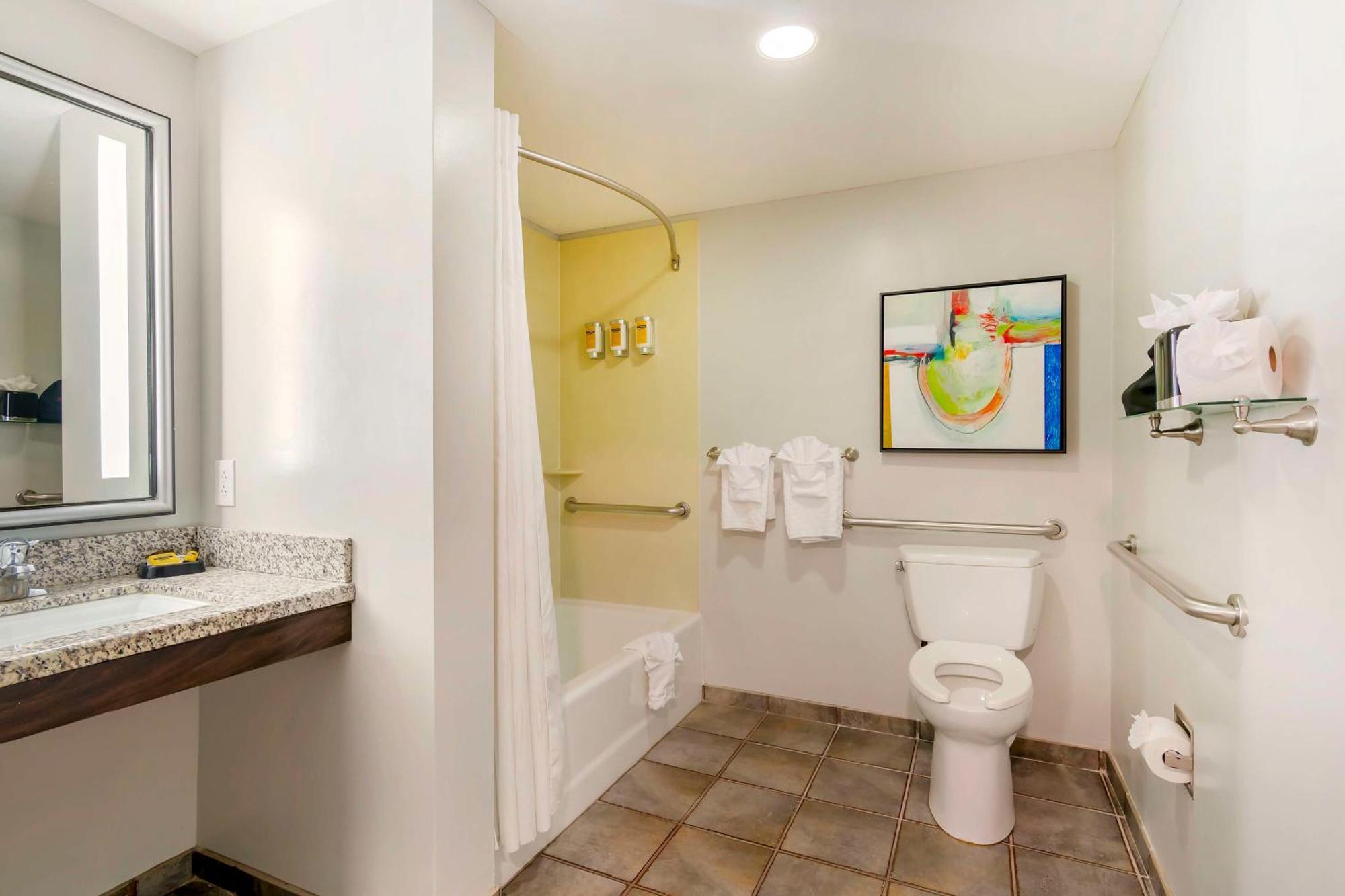 King Room with Bath Tub - Disability Access,1686436026:JPEG