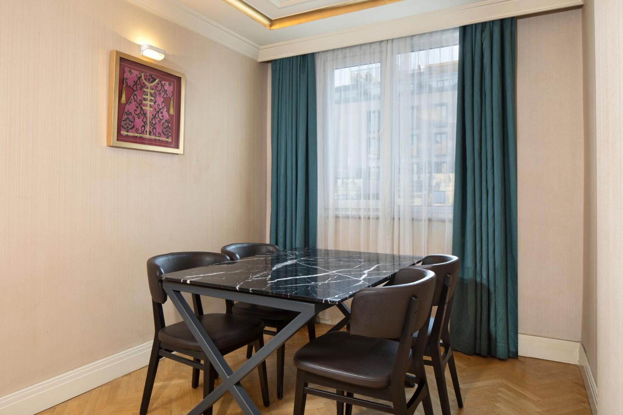 King Suite