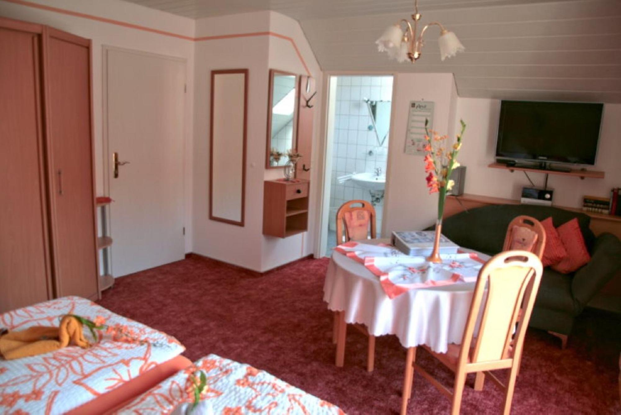 Dreibettzimmer