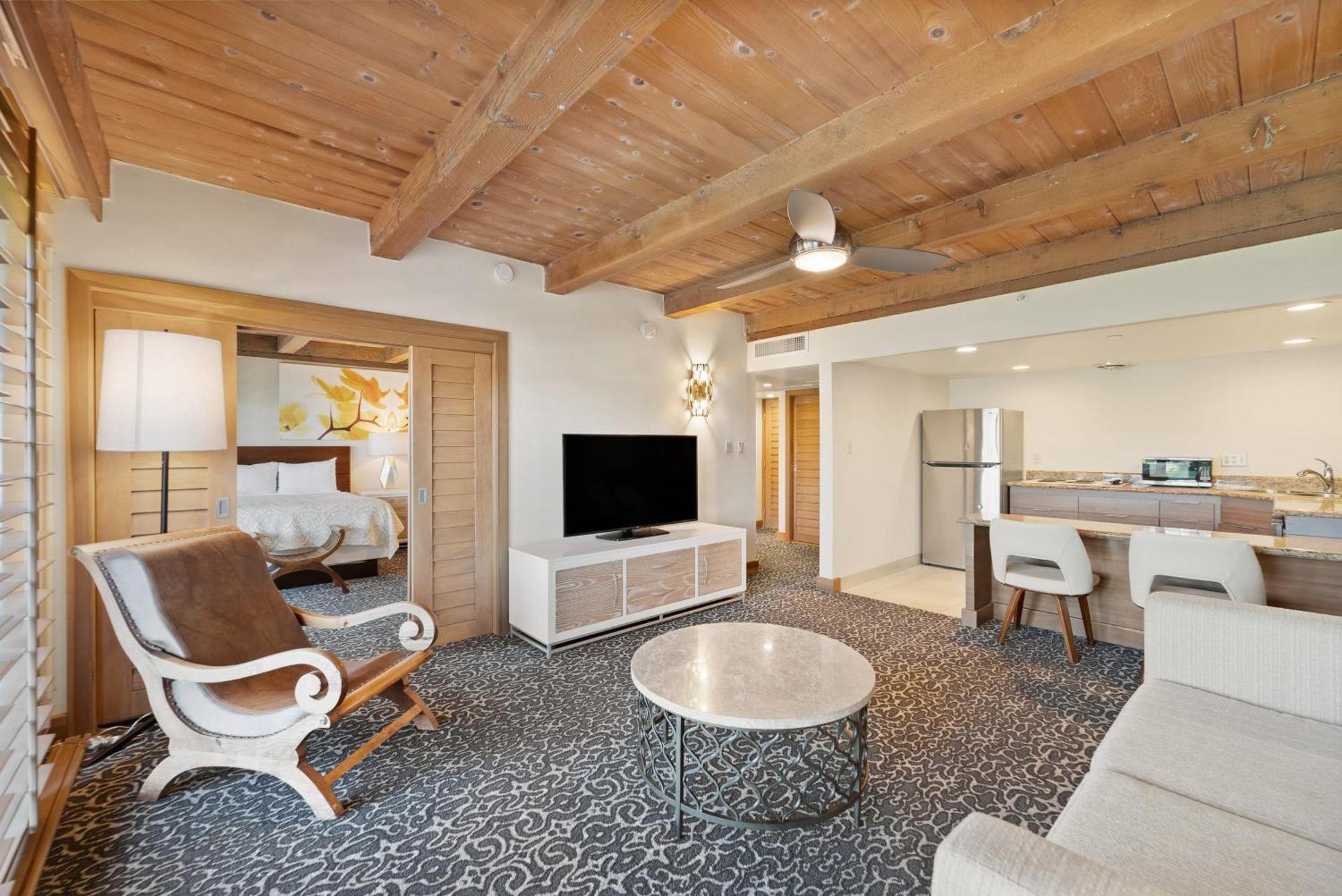 Oversized Garden View Suite