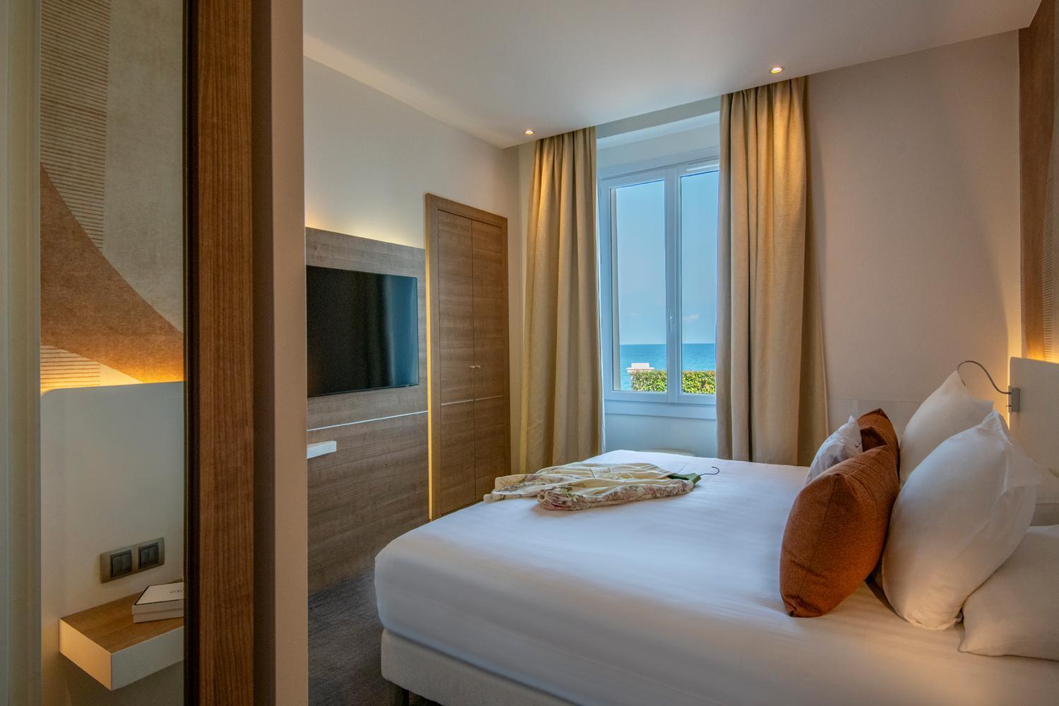 Comfort King Room Sea View Non-Smoking