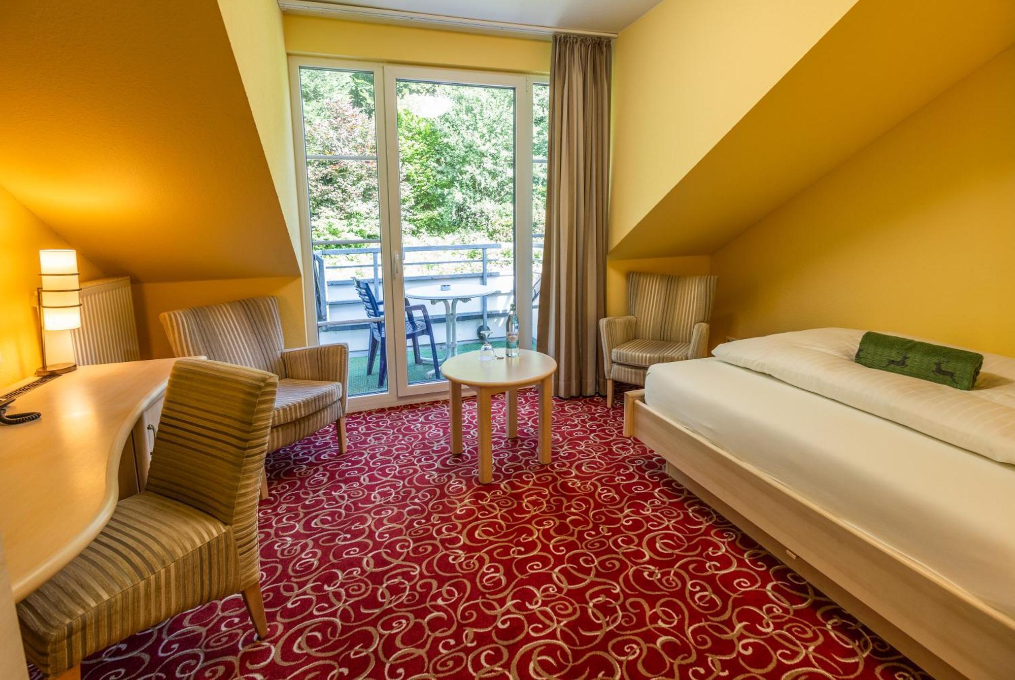 Single Room with Balcony,1697898071:JPEG