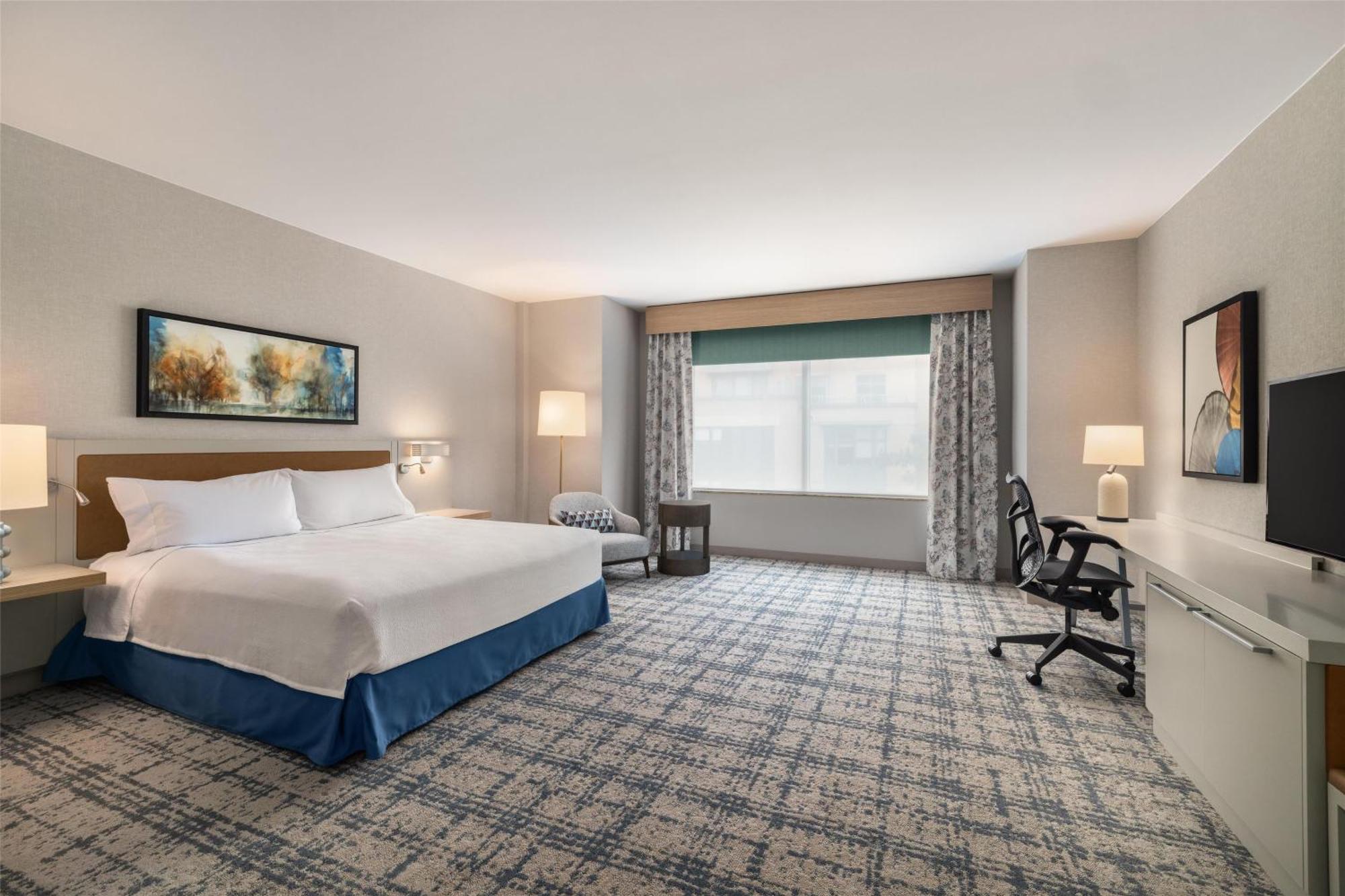 Premium King Room